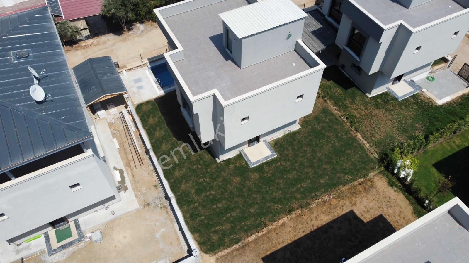 Seferihisarda Müstakil Bir Yaşam Başladı / Havuzlu Müstakil 3+1 Villa /300m2 Arsa İçinde - Görsel 5