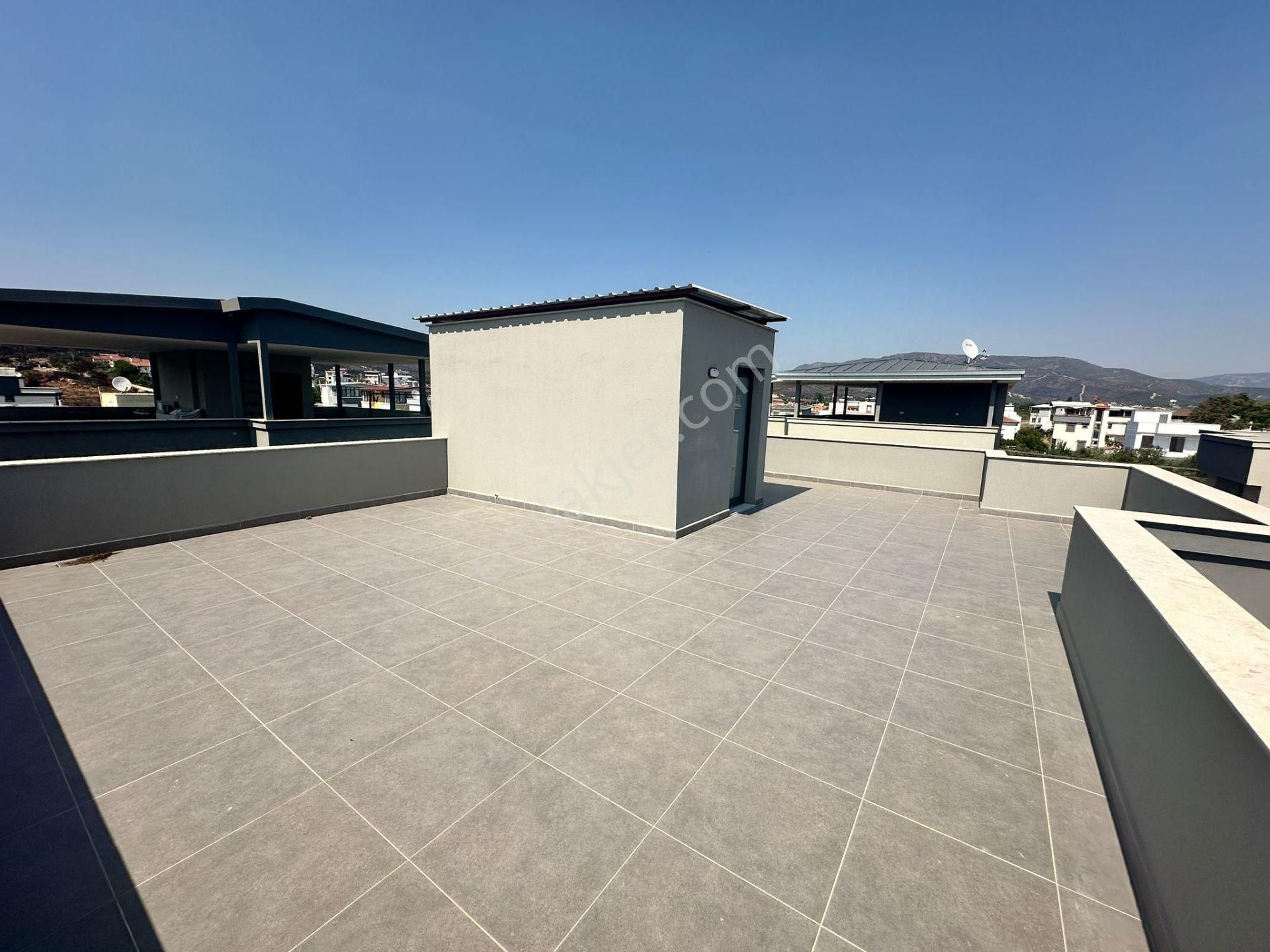 Seferihisarda Müstakil Bir Yaşam Başladı / Havuzlu Müstakil 3+1 Villa /300m2 Arsa İçinde - Görsel 33