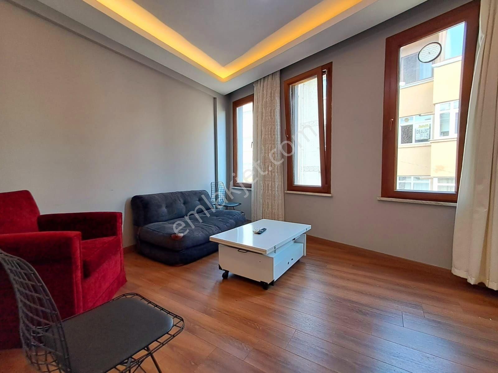 Ortaköy Dereboyu Caddesinde Komple Yenilenmiş-eşyalı-kiralık 1+1