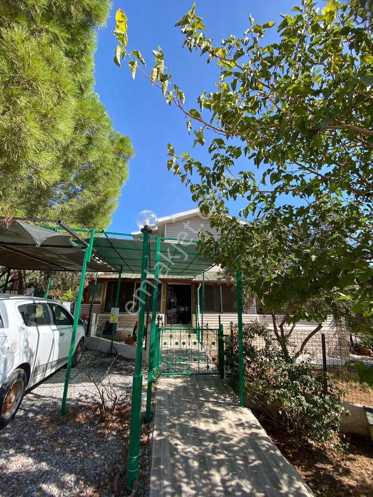 Didim Akbük De Daire Fiyatına 4+1 Müstakil Girişli Masrafsız Villa