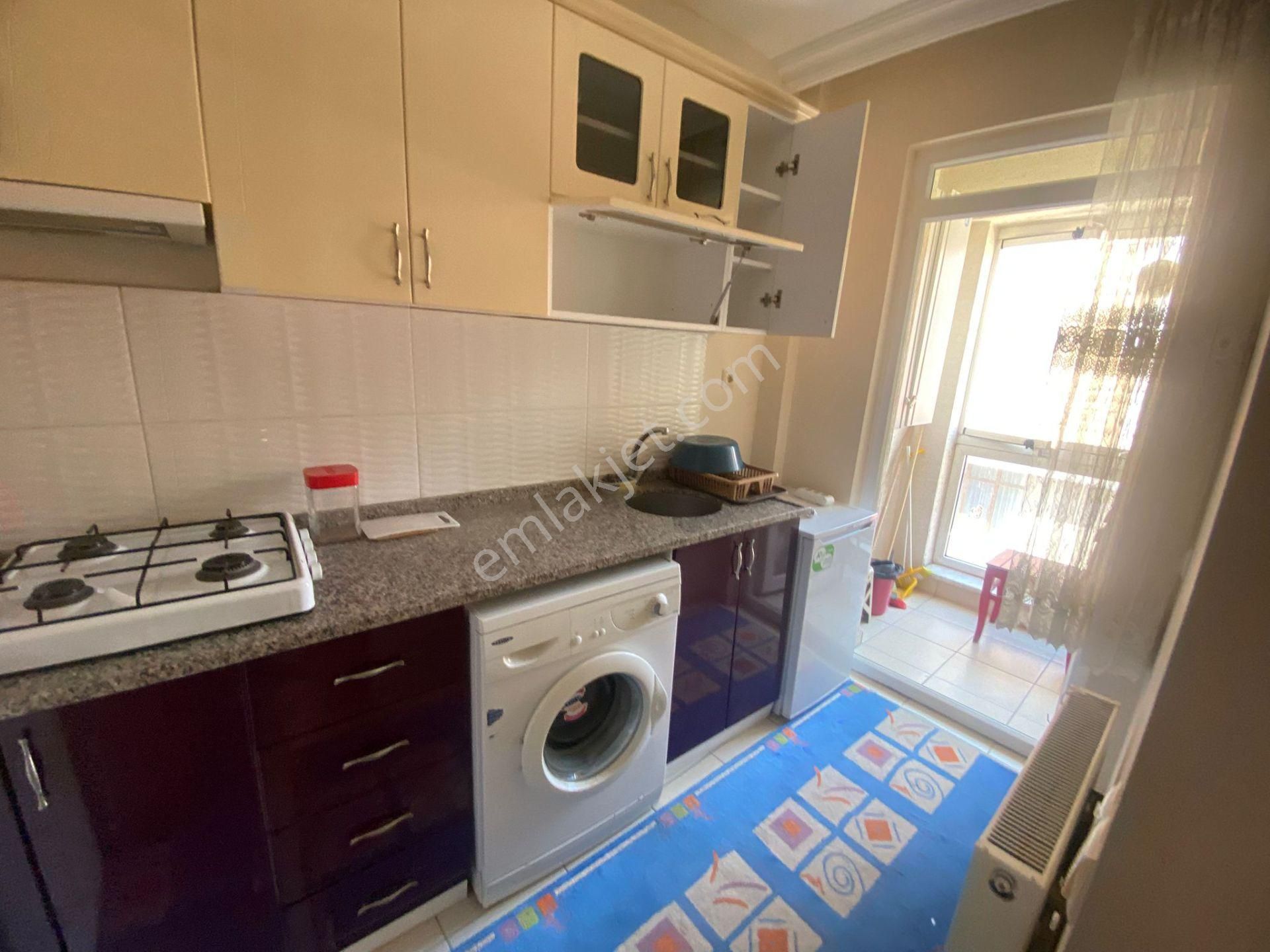Ali Çetinkaya Caddesi Fırsat Balkonlu 2+0 Daire Sk-2
