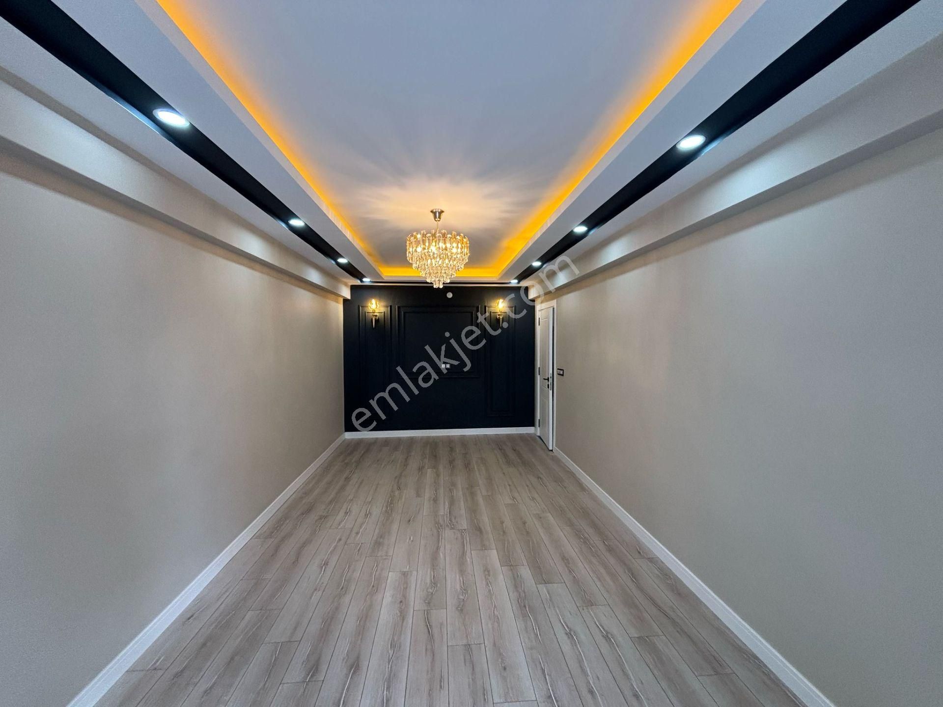 **eryıldız İnşaat'tan**kapaklı Merkezde 100m2 Ultra Lüx 2+1 Yüksek Giriş