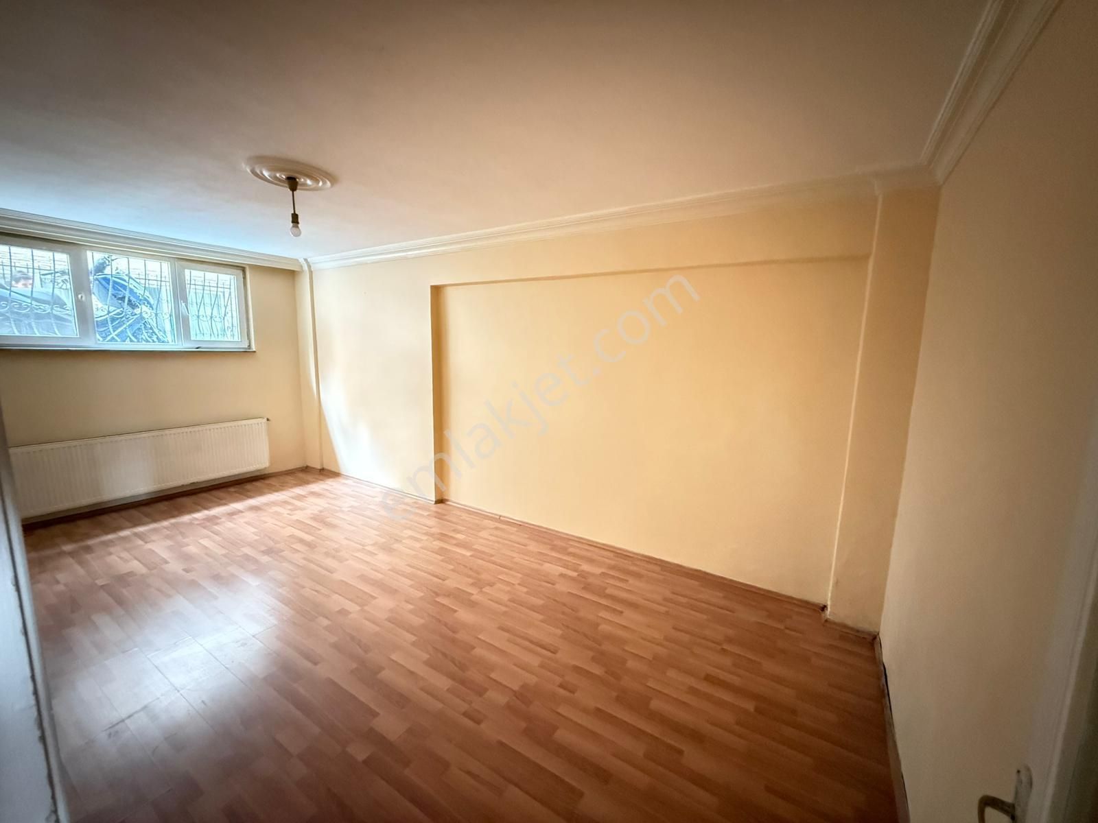 Beyoğlu Kasımpaşa Kadımehmet'te Masrafsız, Geniş 85m2 Kiralık 2+1 Daire - Sözgen'den - 276k
