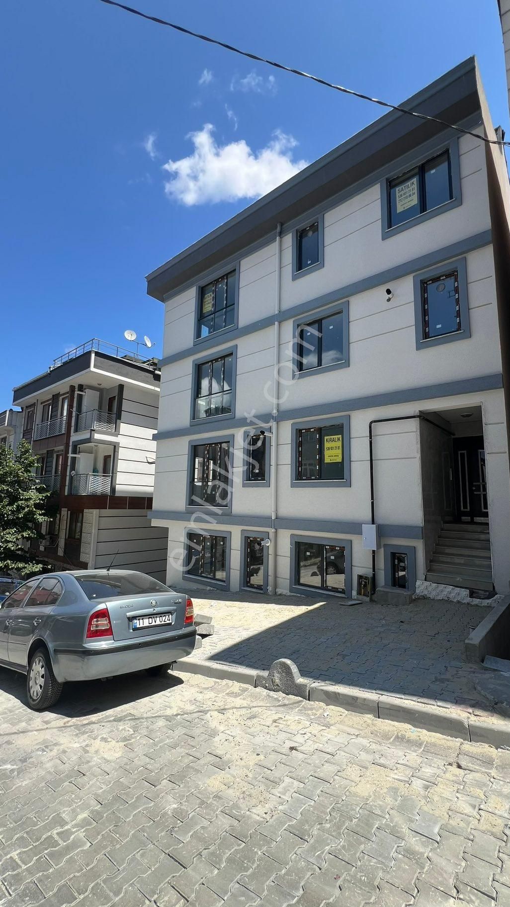 Adliyeye Metroya Yakın Sıfır 1+1 Otoparklı Daire