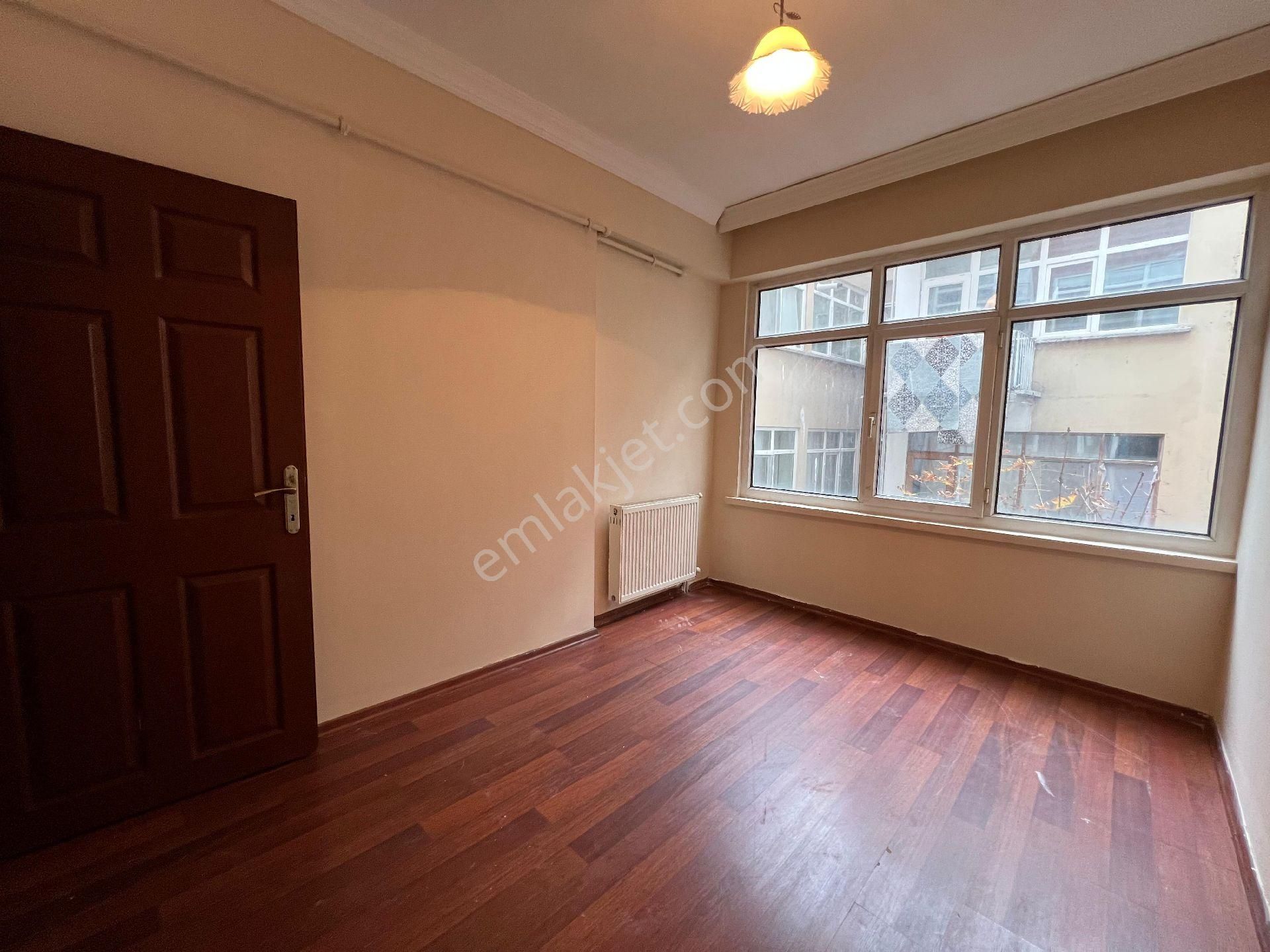 Furkan Emlak'tan Çiftlik Mevkisinde 3+1 2.kat 120m2 Masrafsız Krediye Uygun Fırsat Daire