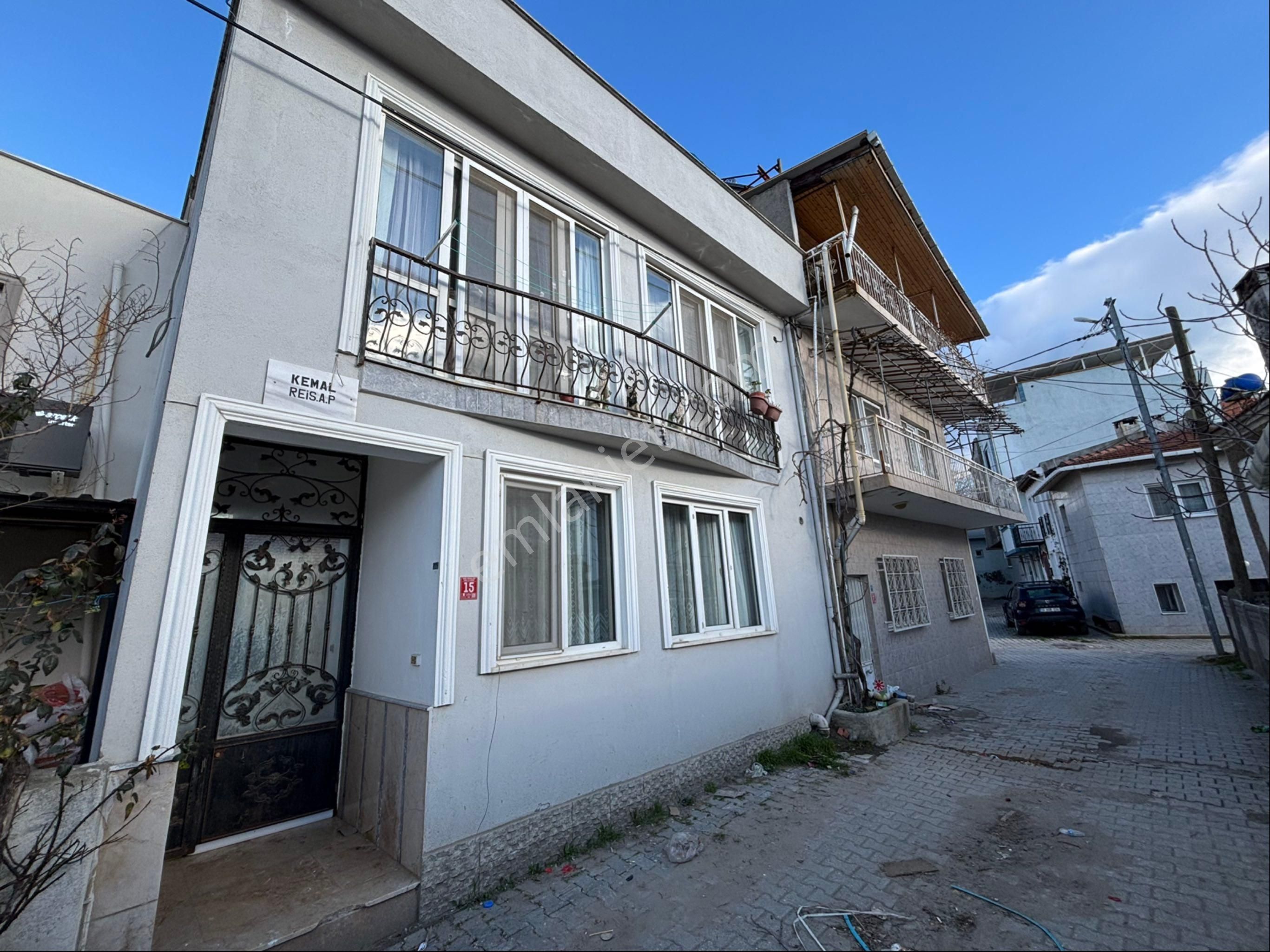 12 Ay Köy Merkezi Kiralık