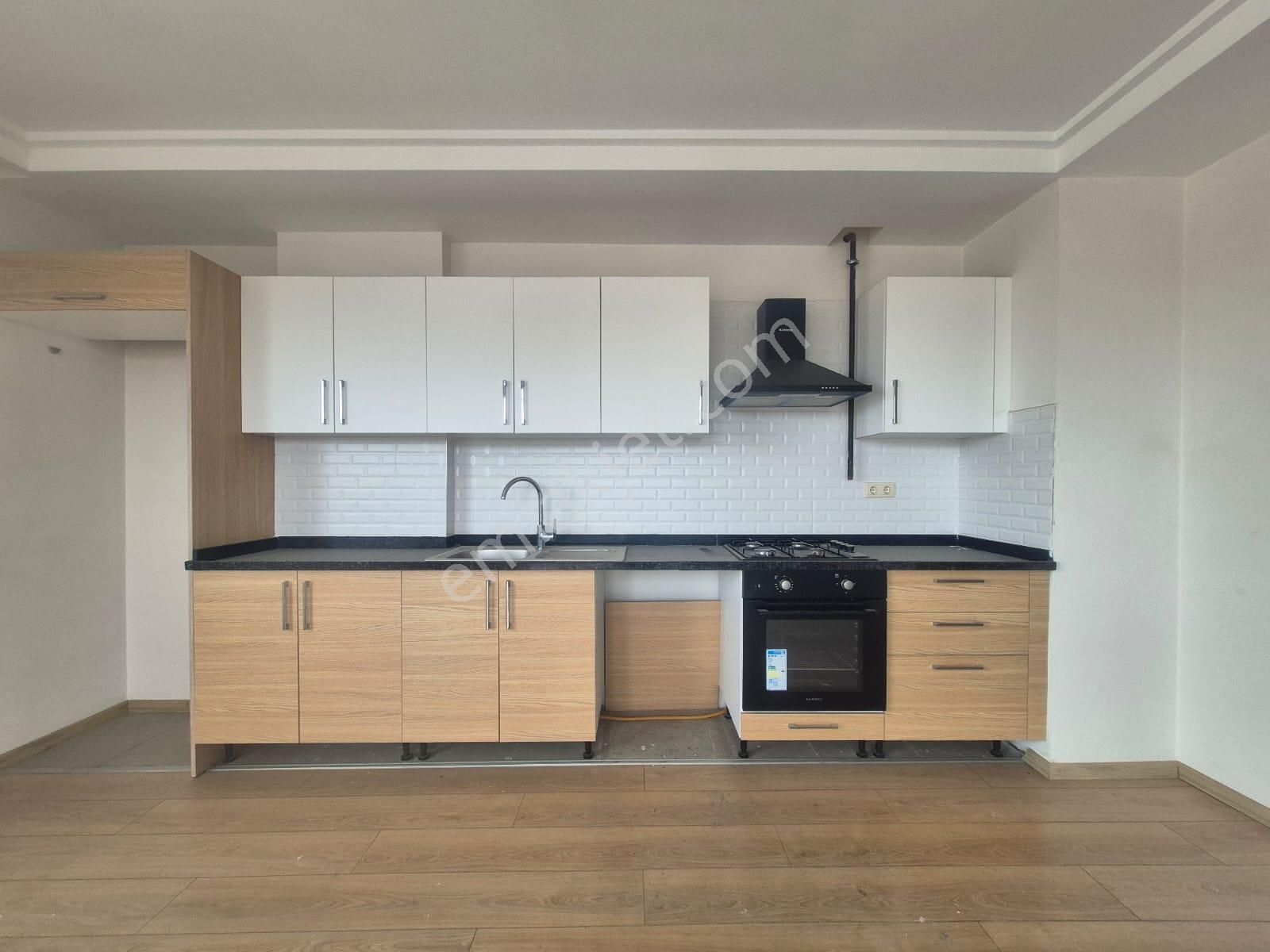 B.manço Blv. Üzeri Aski Civarı 2+1 D.gazlı Daire