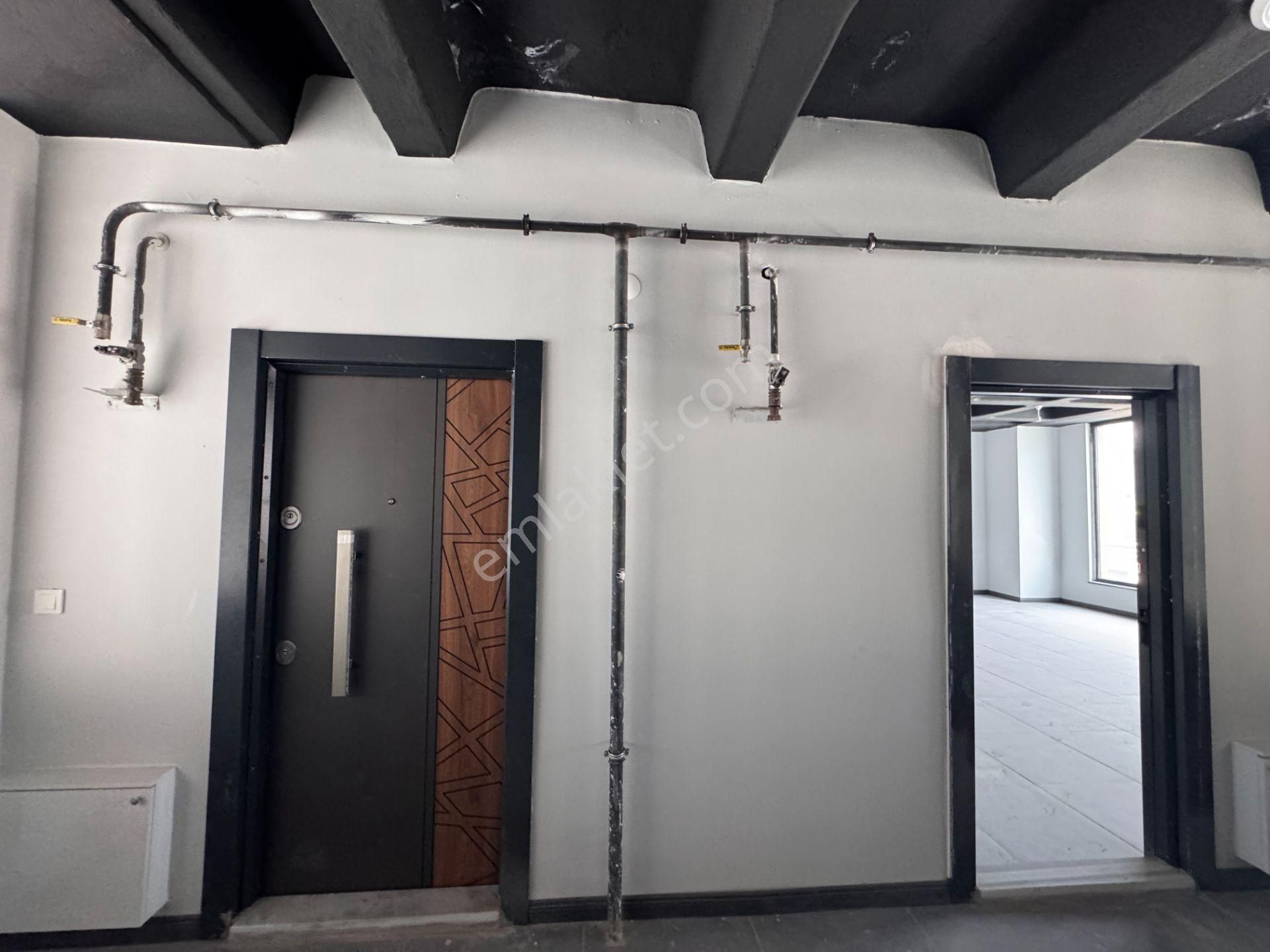 Tokat Turhal Anayol Üzerinde Loca Suit Önünde 1+1 Kiralık - Görsel 9