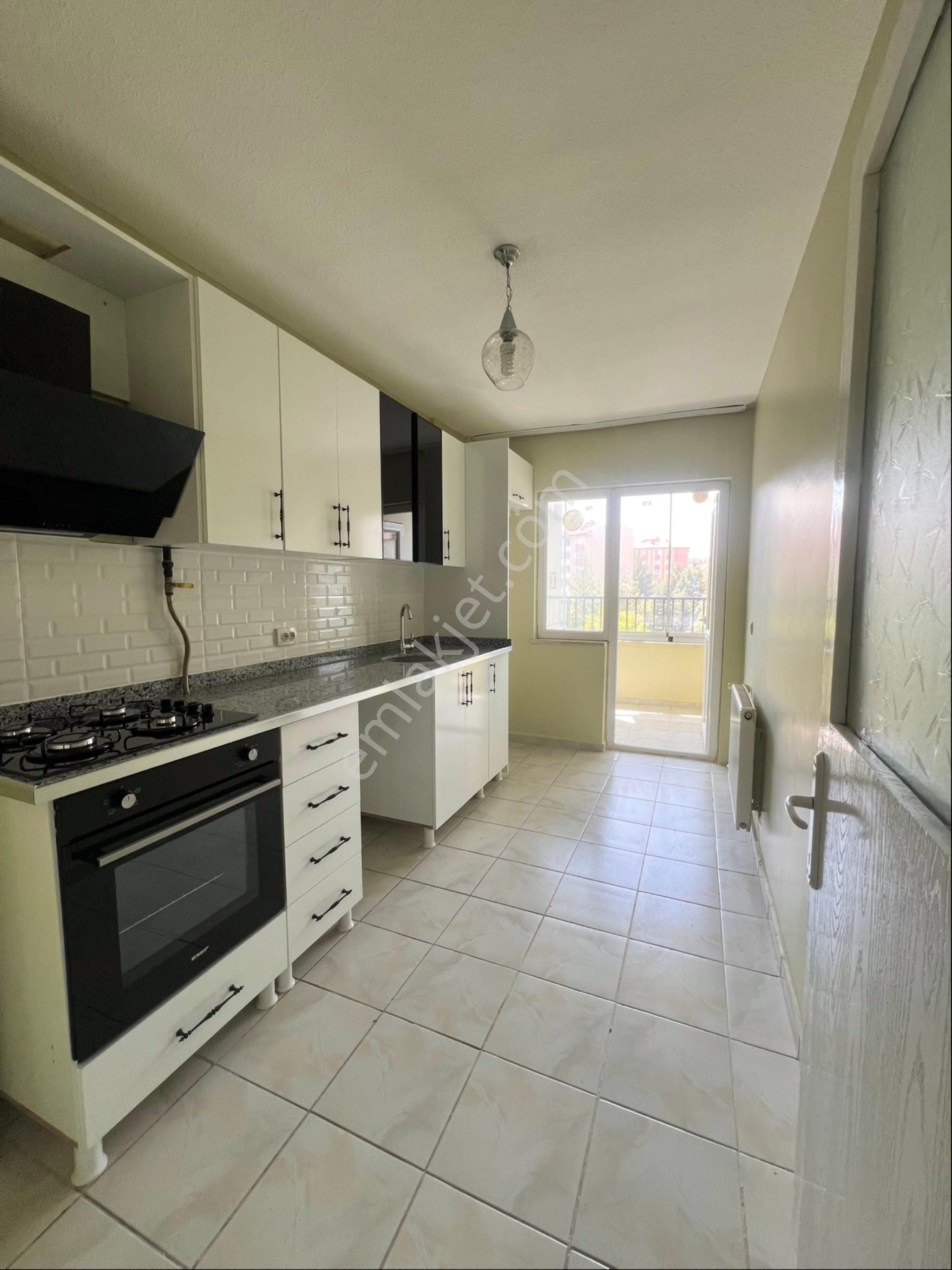 Seyrantepe Toplukonut En Güzel Sitesi Full Yenilenmiş 3+1 Satılık Daire