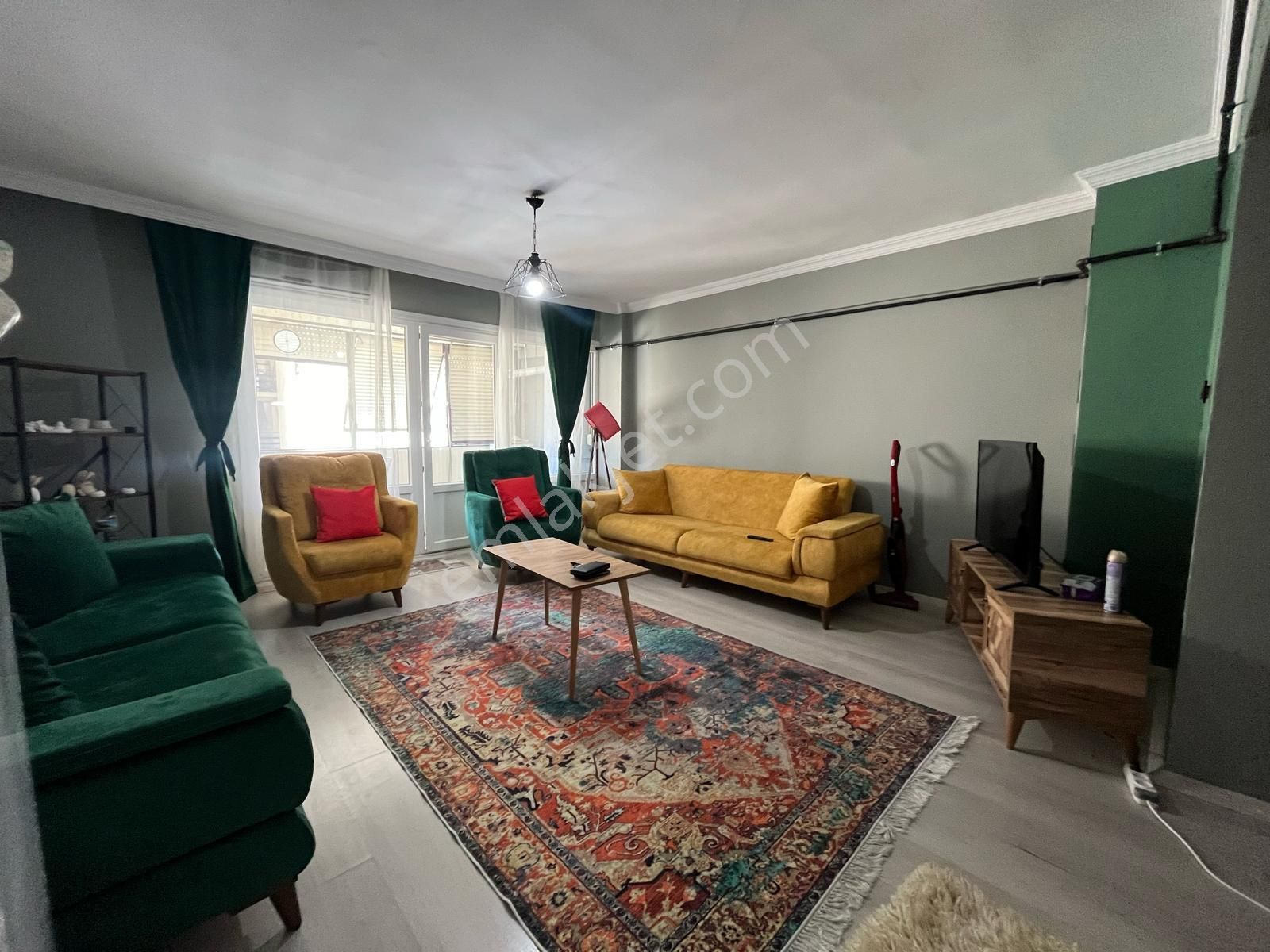 Büyükçekmece Kamiloba’da 1+1 Full Tadilatlı Kaçmaz Fırsat Daire Kelepir !!!!