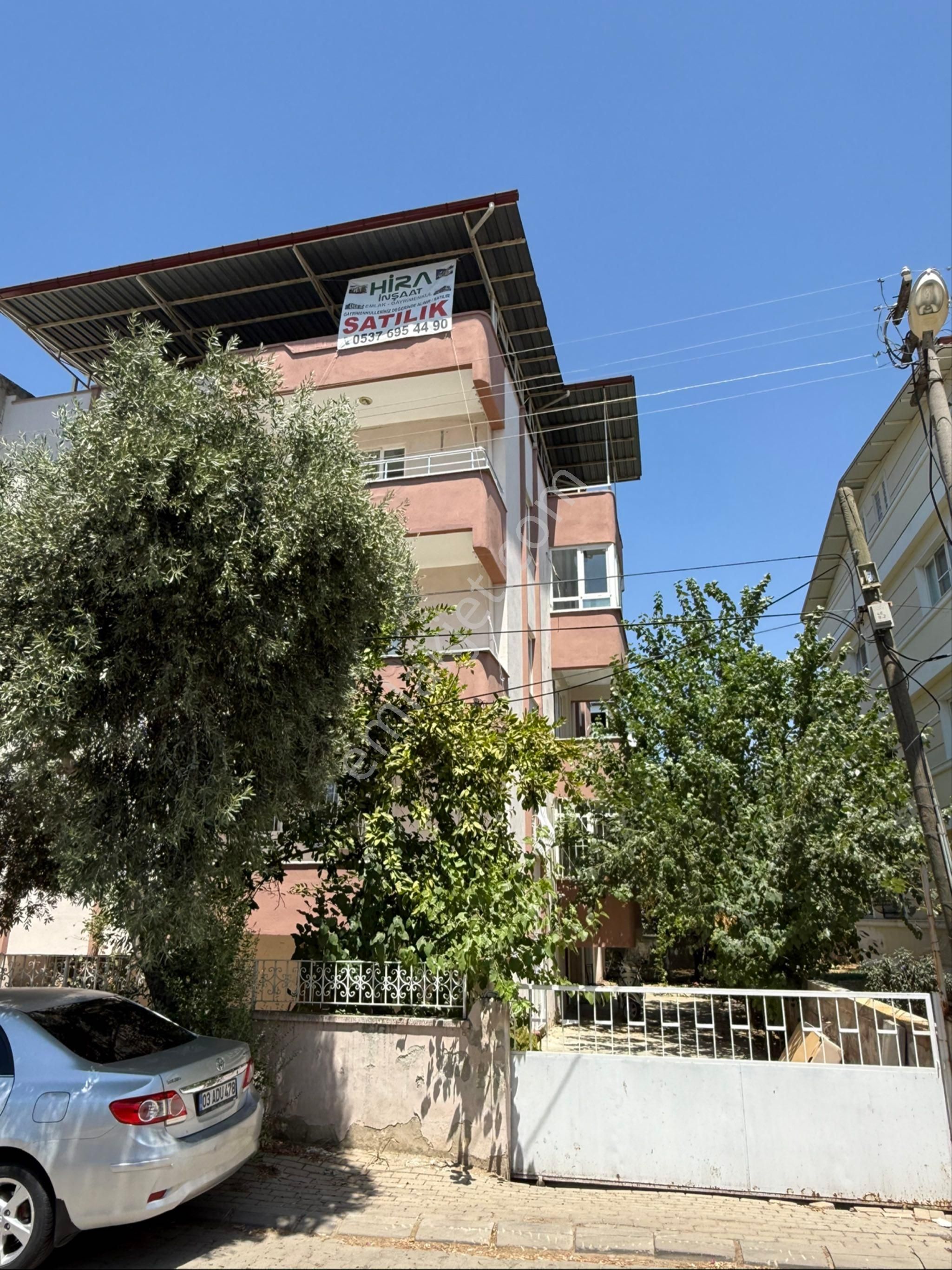 🔹 İstiklal Mahallesi’nde Komple Satılık 4 Katlı Bina 🔹