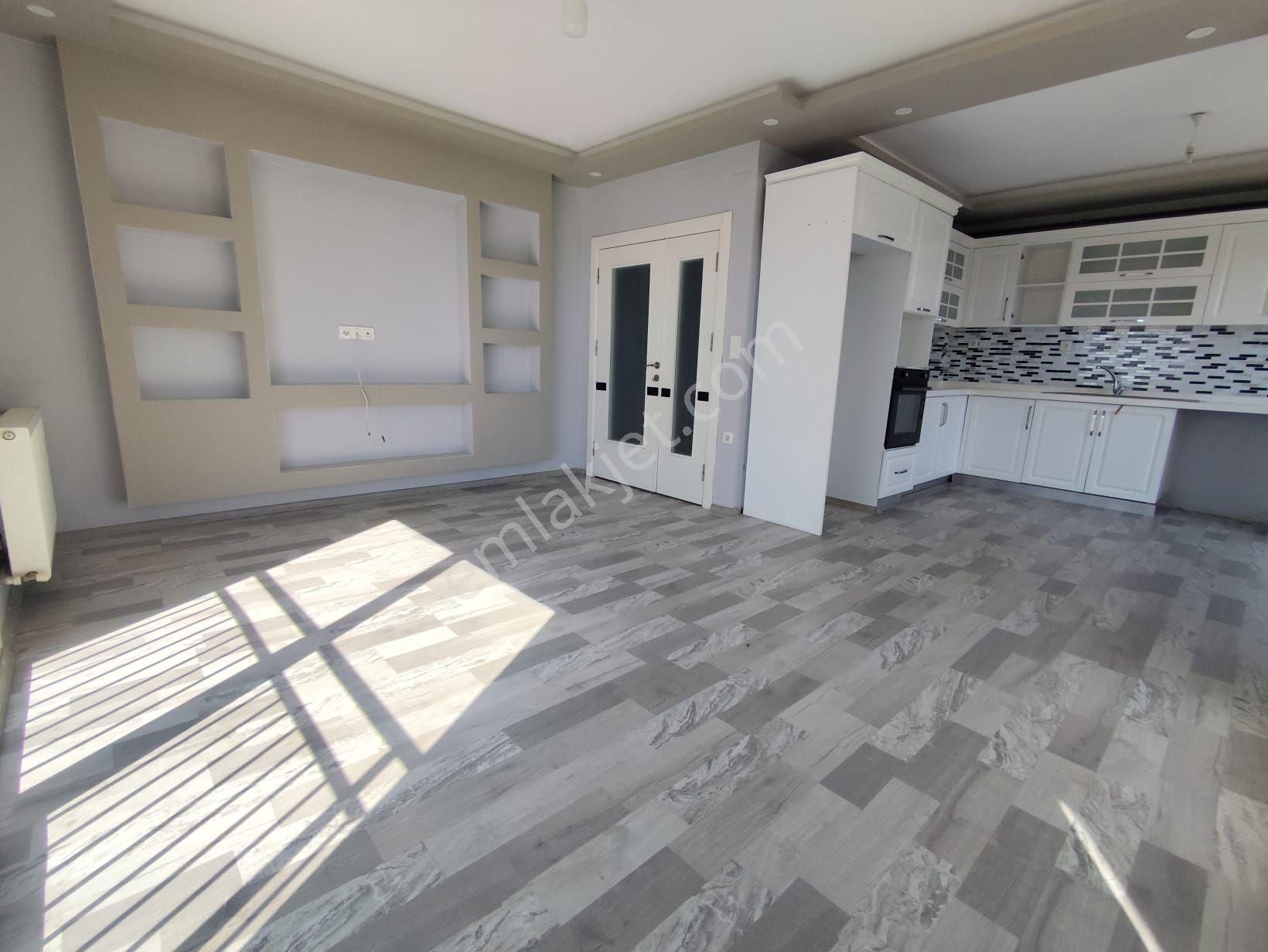 Stadyum Karşısında Bul.uzeri 3+1 Kupon Daire - Görsel 5