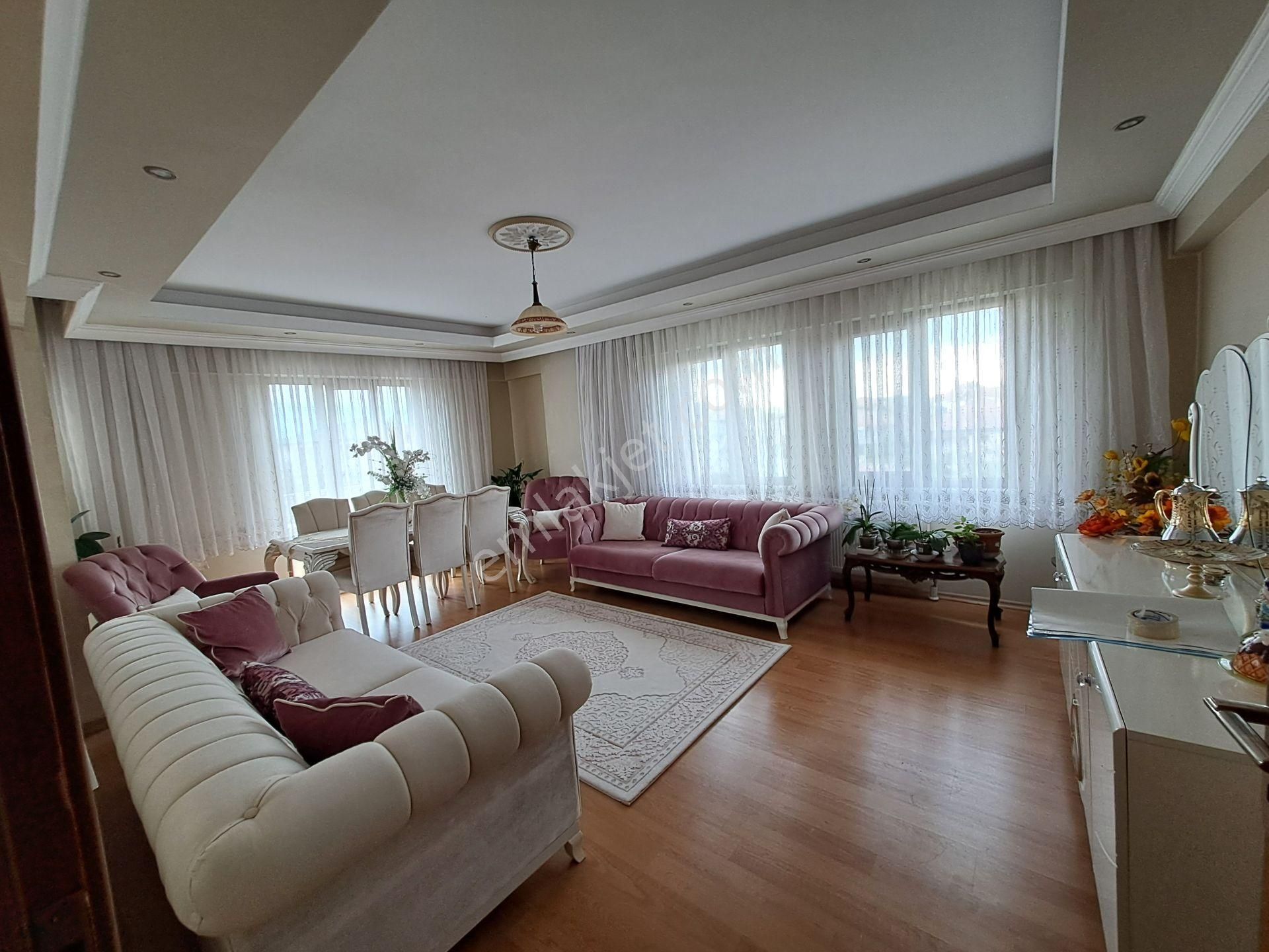 Azmimilli Mahallesi Hakan Unlu Mamülleri Arkası Satılık 3+1 Daire - Görsel 2