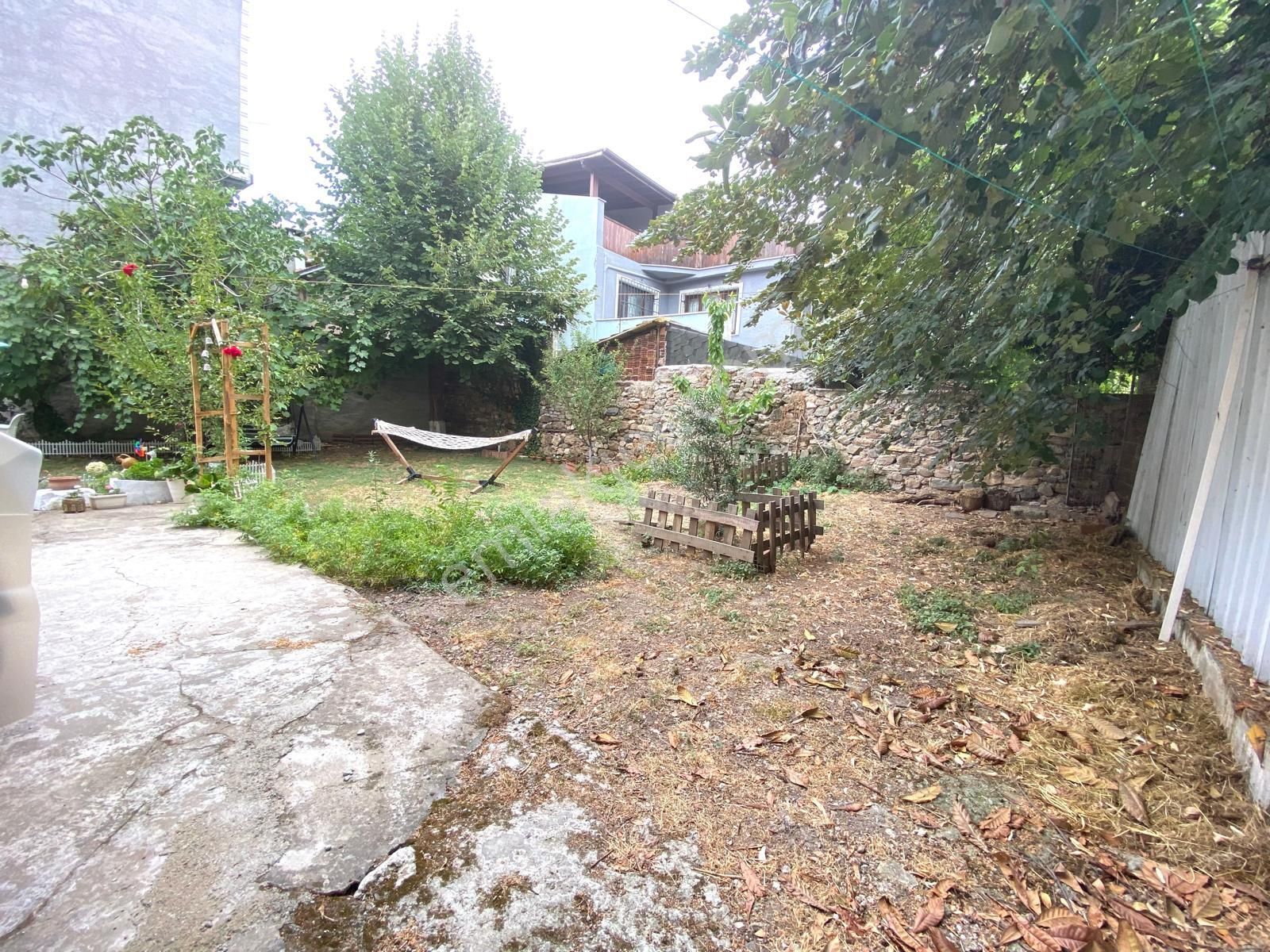 Tophane Devlet Hastanesi Arkasında Bahçeli Müstakil Ev (288m²) - Görsel 19