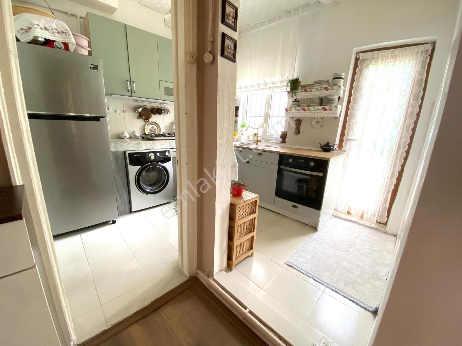 Tophane Devlet Hastanesi Arkasında Bahçeli Müstakil Ev (288m²) - Görsel 9