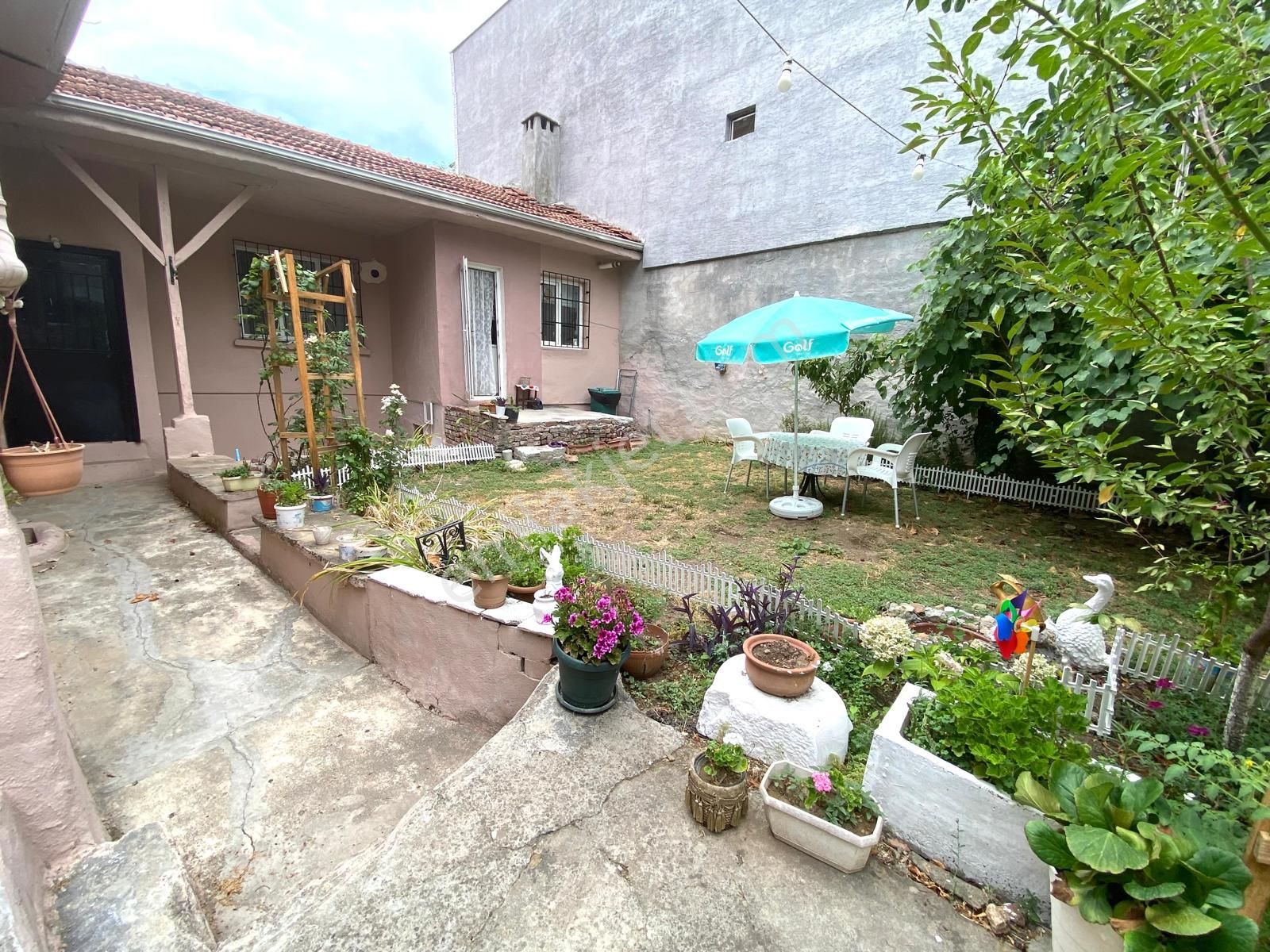 Tophane Devlet Hastanesi Arkasında Bahçeli Müstakil Ev (288m²) - Görsel 20