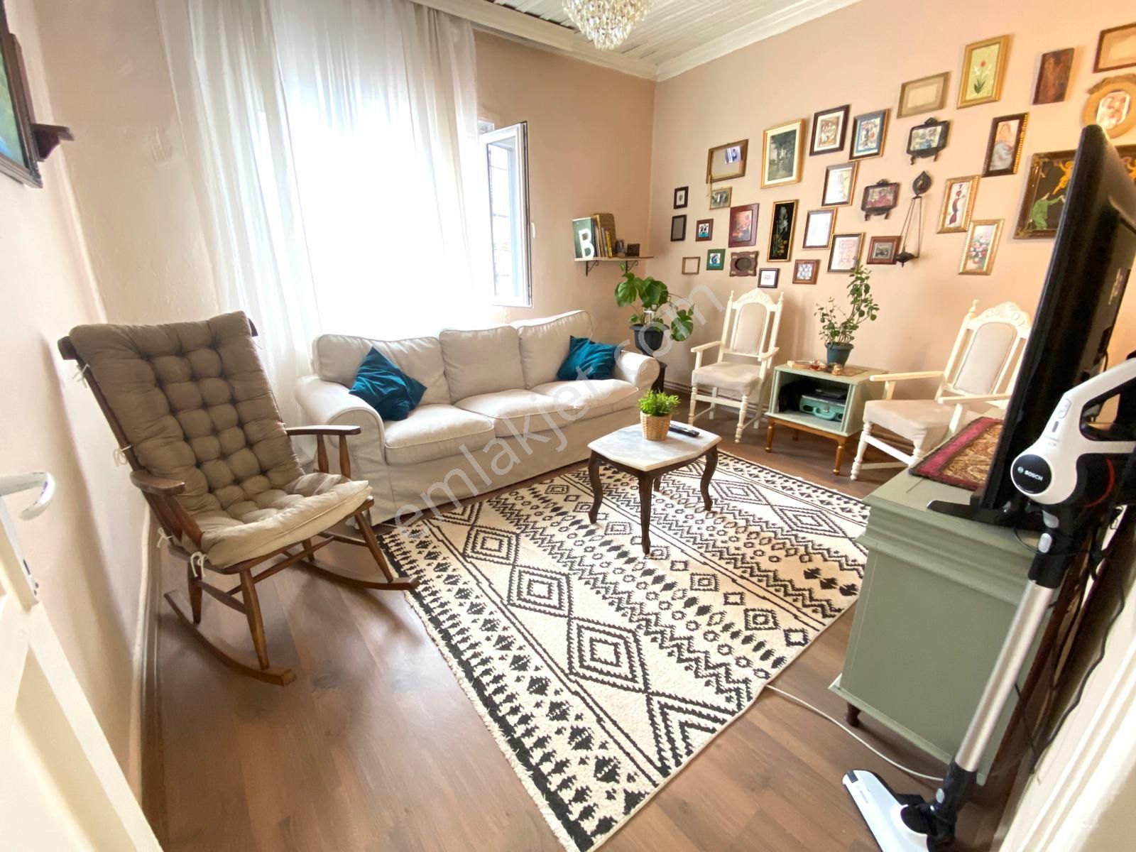 Tophane Devlet Hastanesi Arkasında Bahçeli Müstakil Ev (288m²) - Görsel 7