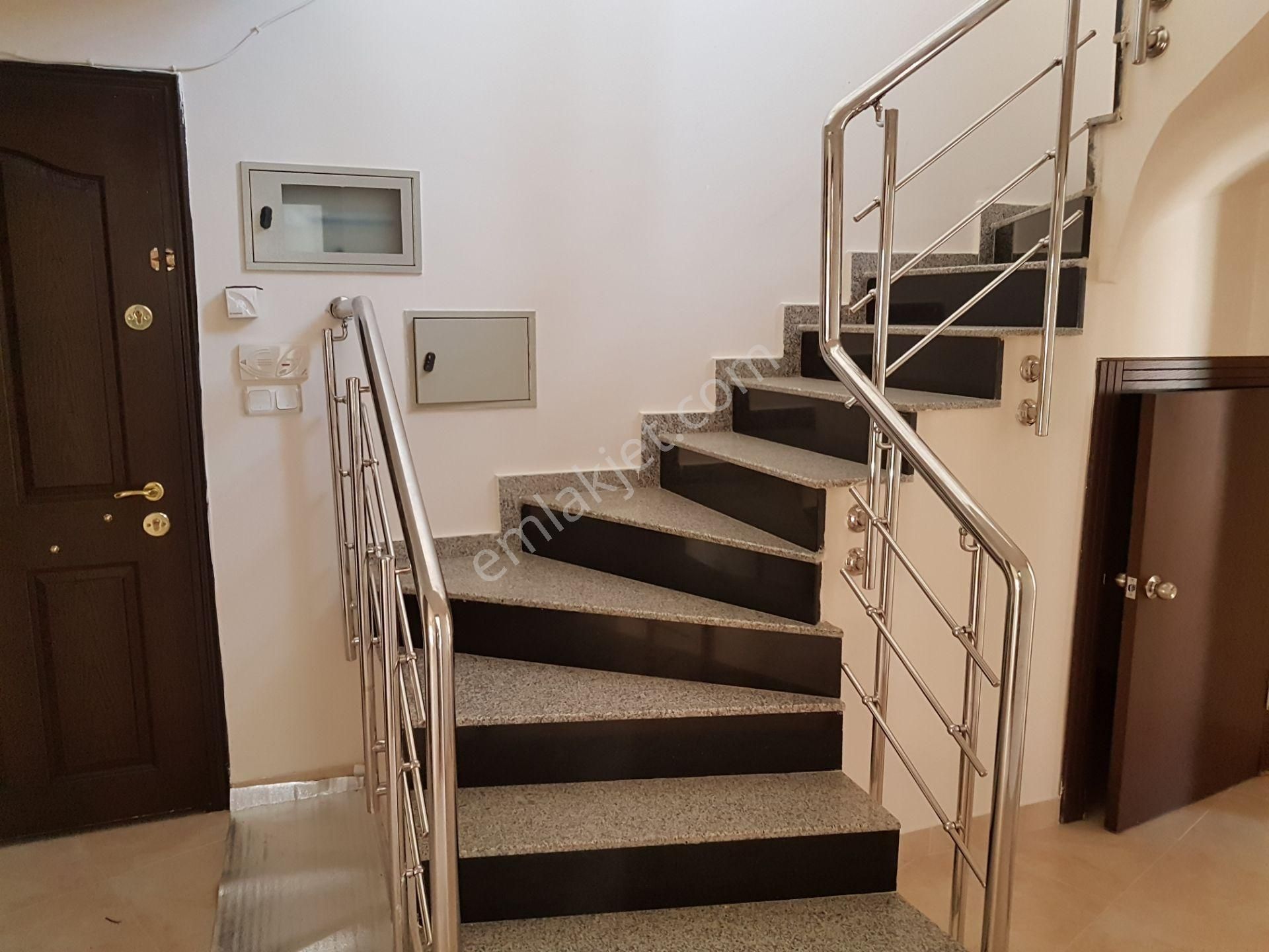 Antares Avm & Şehir Hastanesi Mevkiinde 6+1 Dubleks Çift Banyolu Saunalı Teraslı - Görsel 22