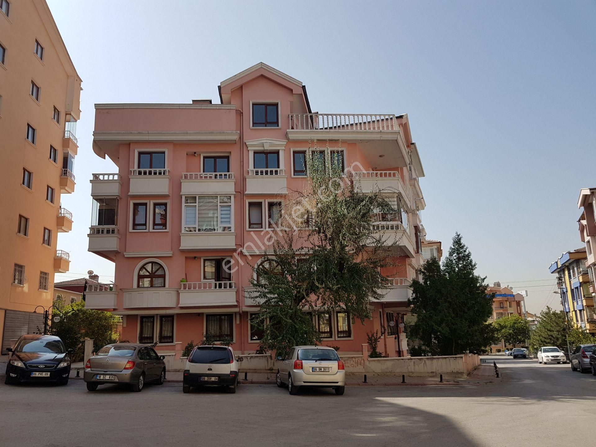 Antares Avm & Şehir Hastanesi Mevkiinde 6+1 Dubleks Çift Banyolu Saunalı Teraslı - Görsel 2