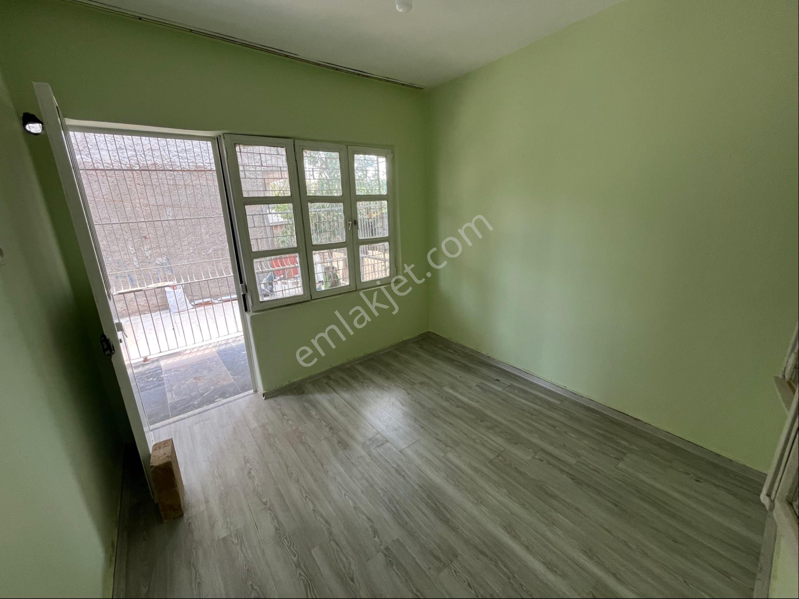 İz'den Mithatpaşada İçerisi Komple Yeniden Yapılmış 2+1 Daire - Görsel 12