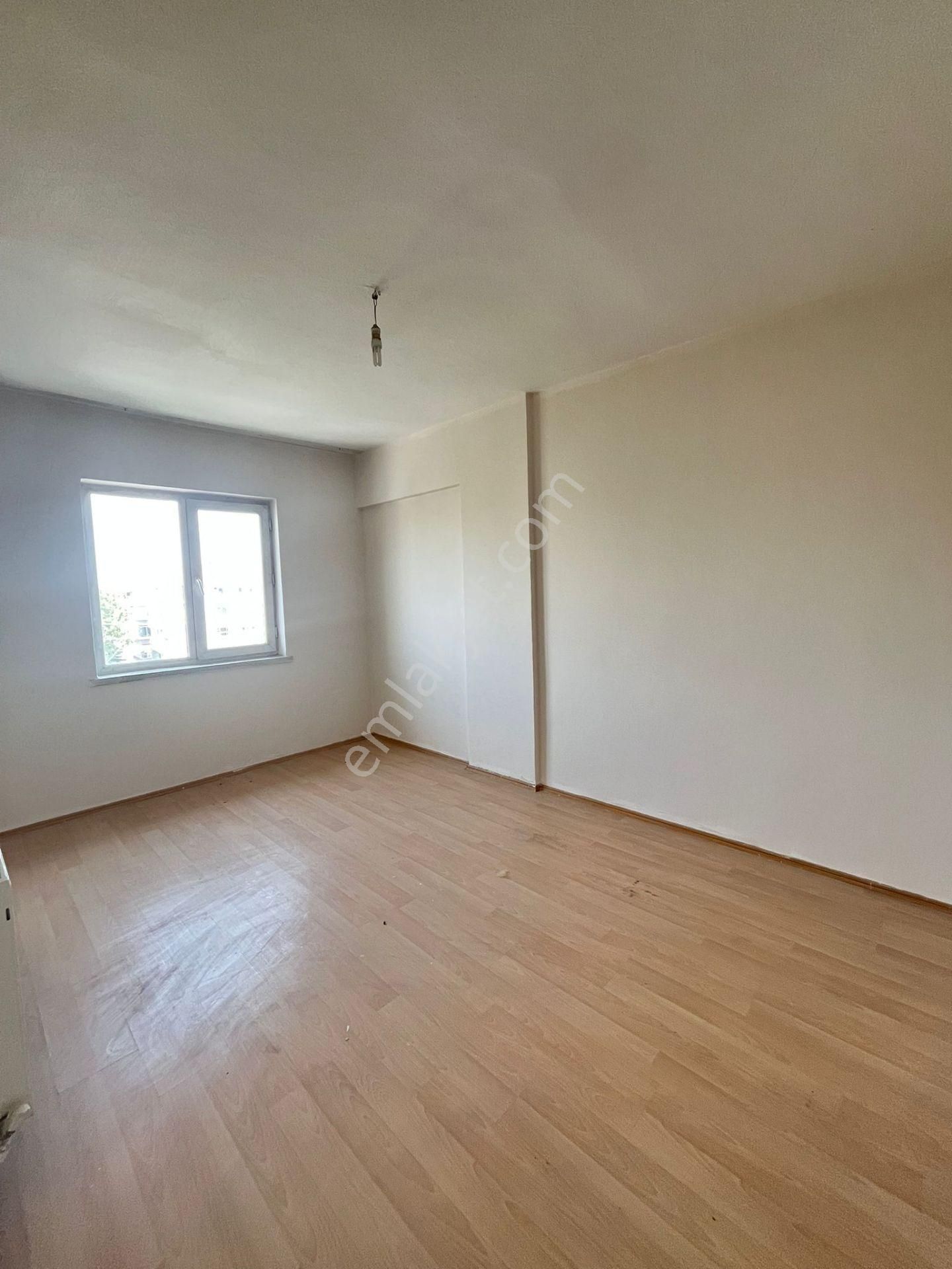 Mç Emlaktan Maraşal Çakmak.mah.3+1 Satılık Daire