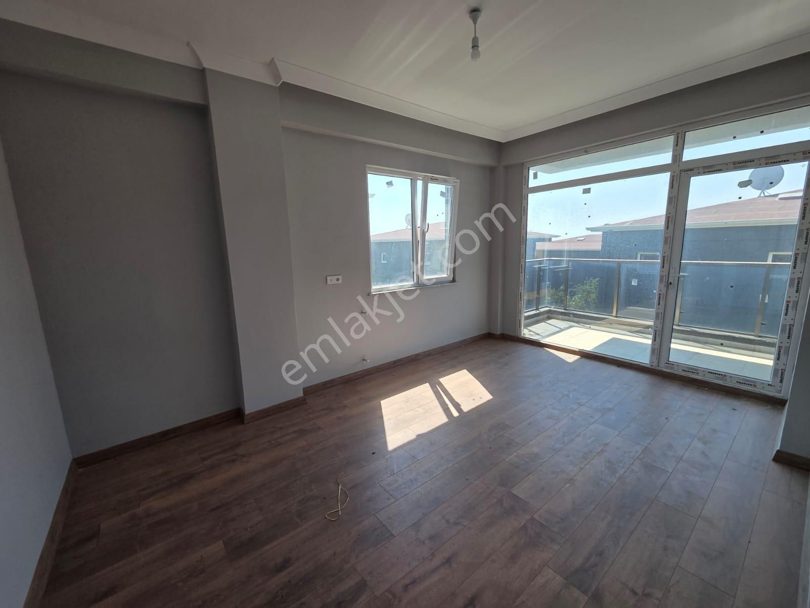 Haydar Emlaktan Yenicede Denize Sıfırhavuzlu Sitede Müstakil Dubleks Villa - Görsel 18