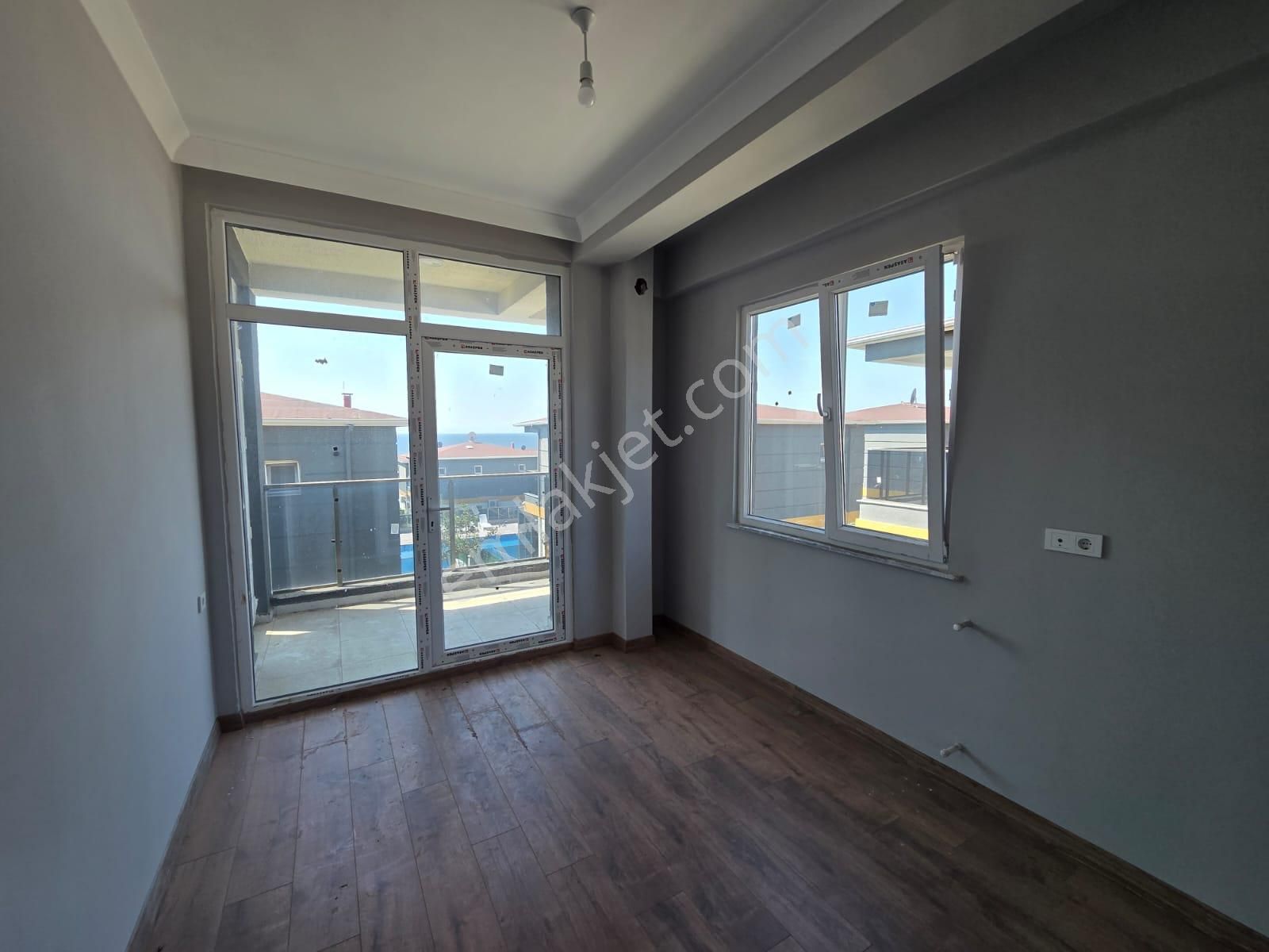 Haydar Emlaktan Yenicede Denize Sıfırhavuzlu Sitede Müstakil Dubleks Villa - Görsel 17