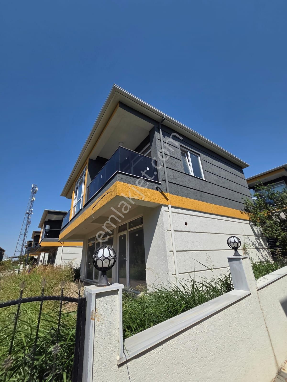 Haydar Emlaktan Yenicede Denize Sıfırhavuzlu Sitede Müstakil Dubleks Villa - Görsel 24