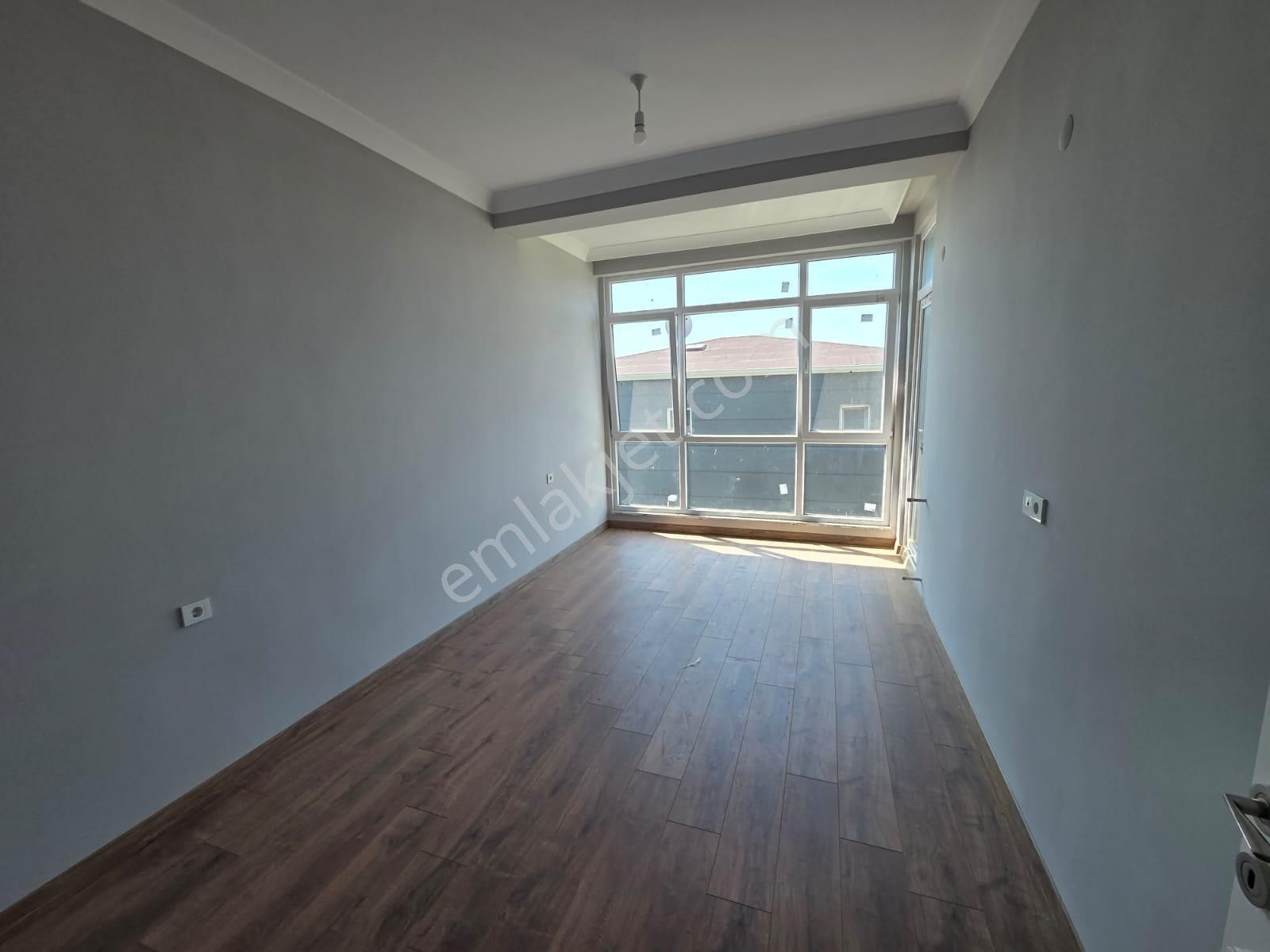 Haydar Emlaktan Yenicede Denize Sıfırhavuzlu Sitede Müstakil Dubleks Villa - Görsel 14