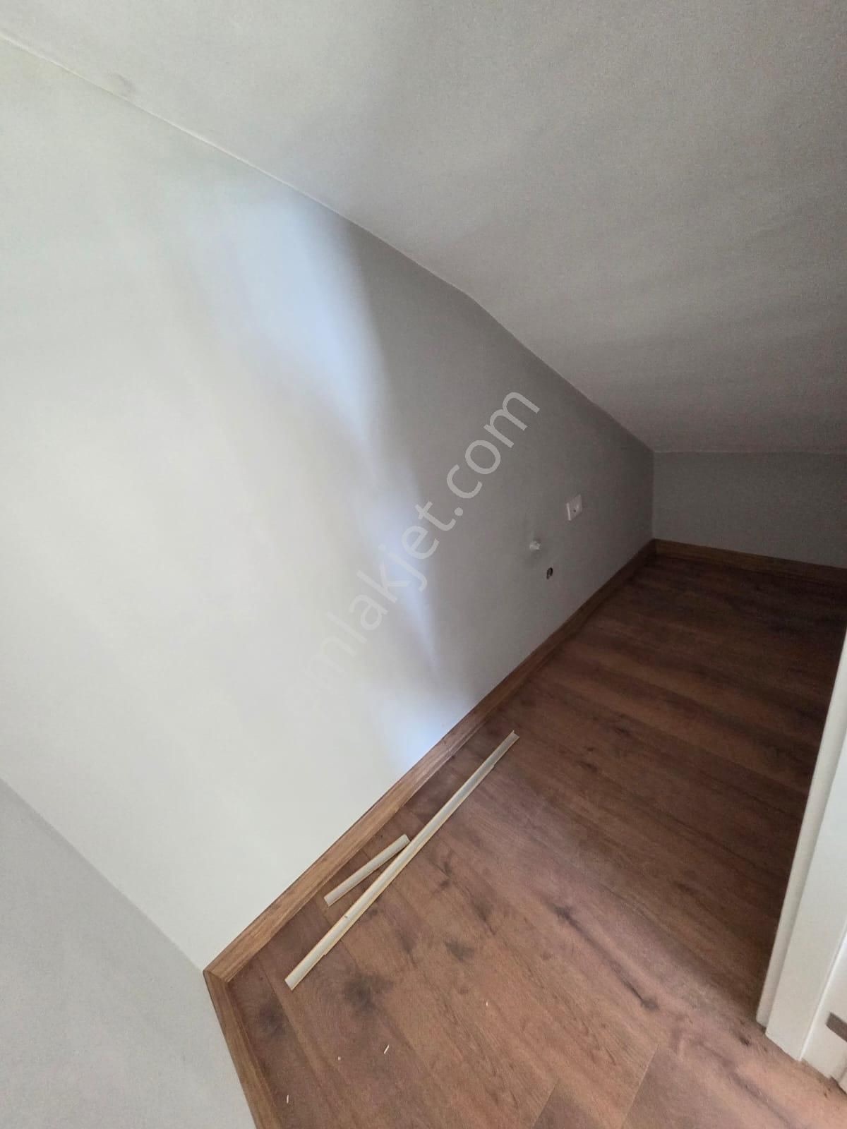 Haydar Emlaktan Yenicede Denize Sıfırhavuzlu Sitede Müstakil Dubleks Villa - Görsel 26