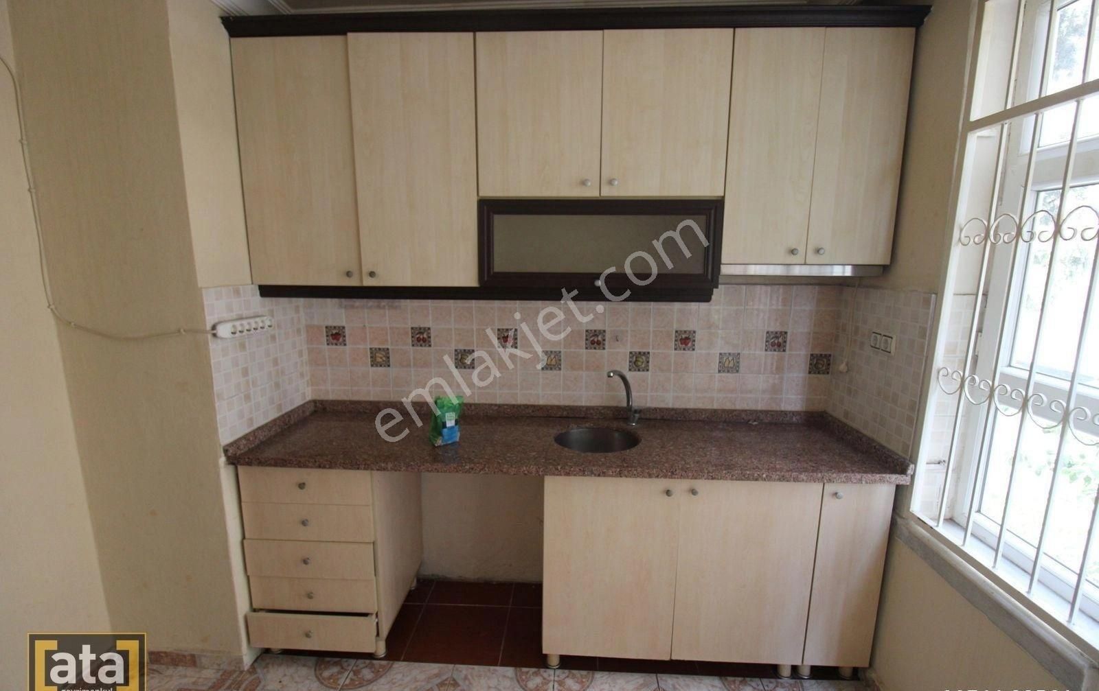 Kuscumato Sokağına Yakın 3+1 Kiralık Daire