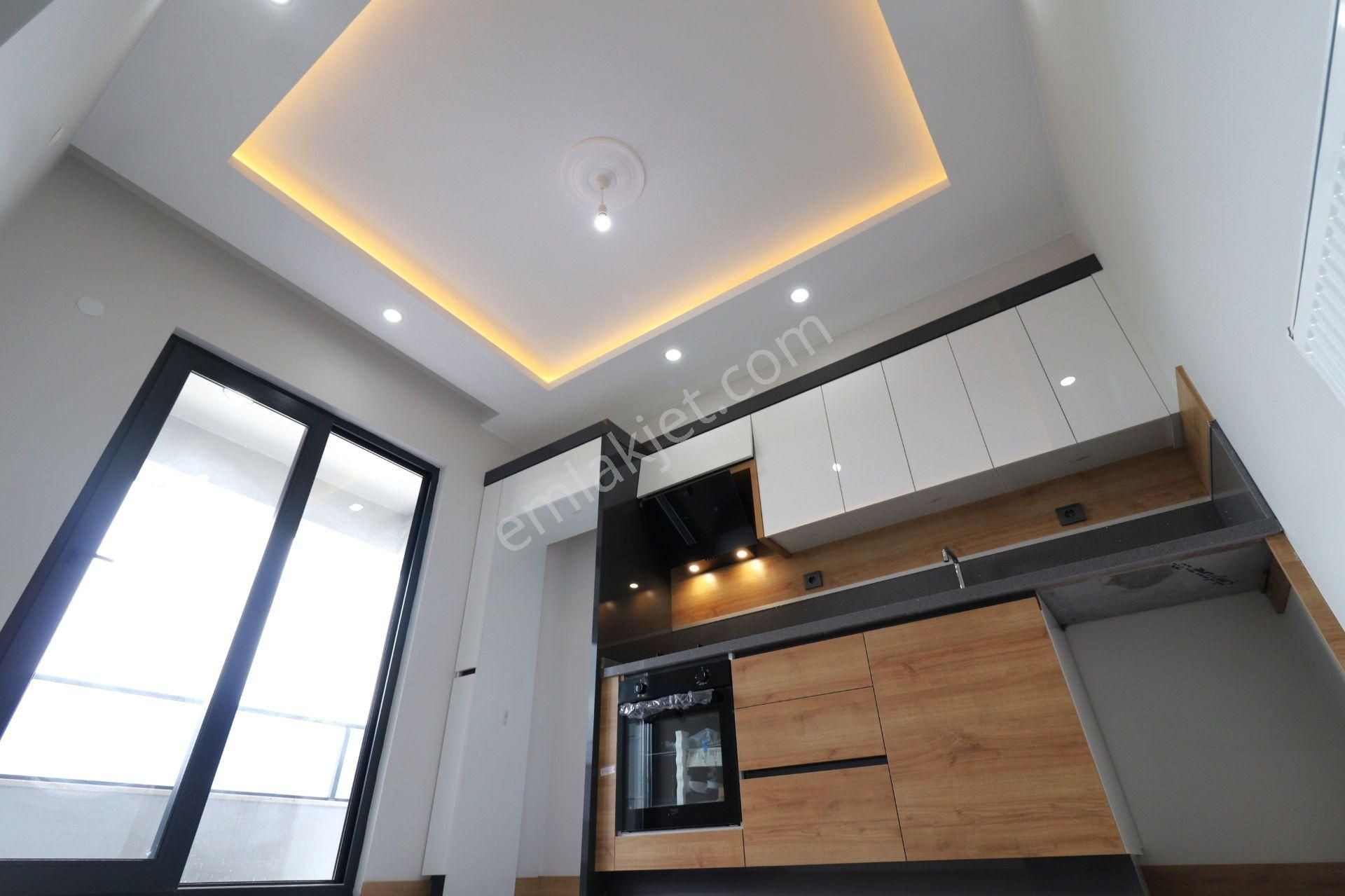 Akçay'da Aygül Farkı İle Modern Lüks Tasarım Sıfır Ara Kat Ayrı Mutfak Çift Balkon 2+1 Satılık Daire