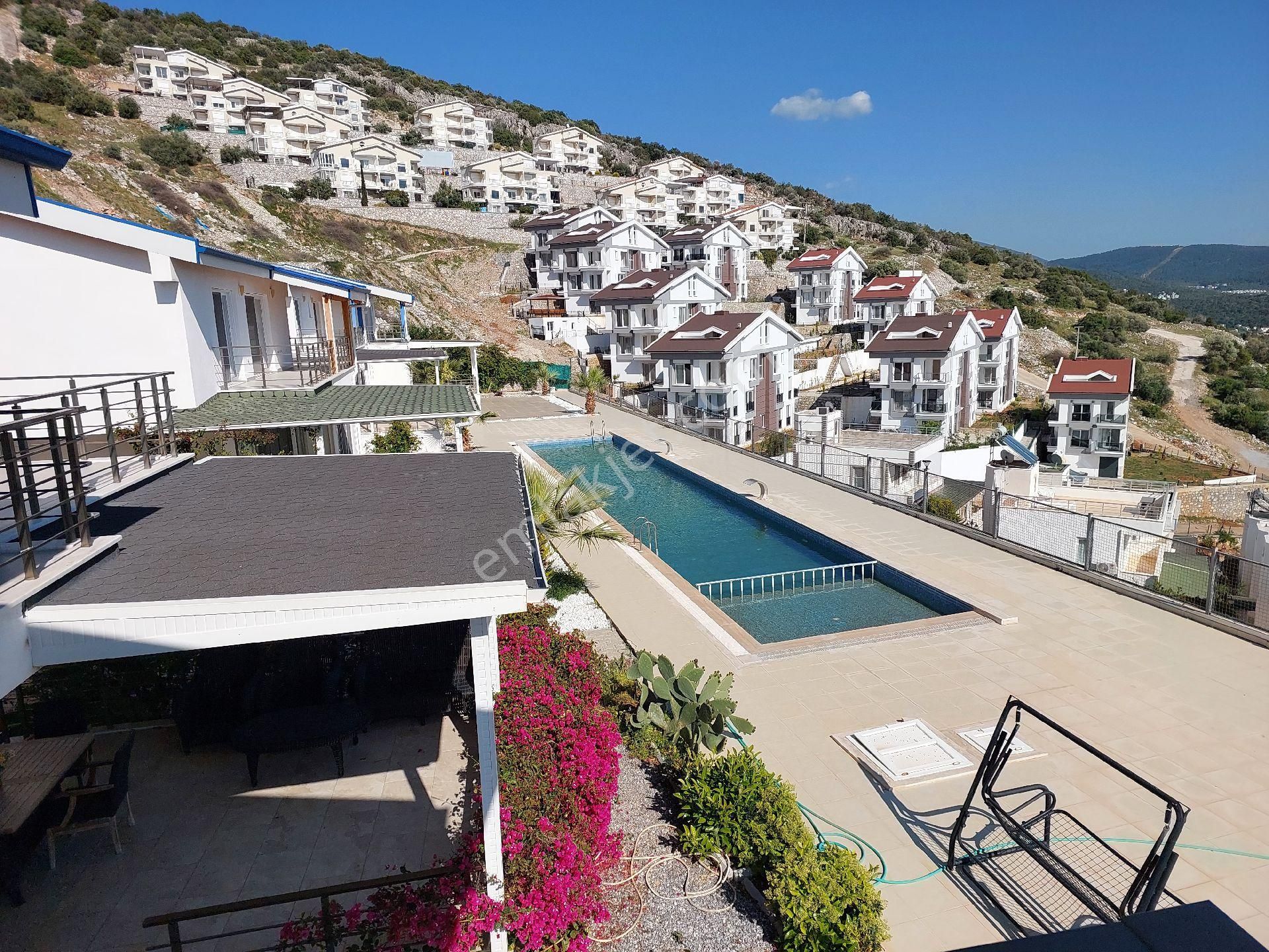 Denize 600 Mfull Panoramik Deniz,doğa Ve Havuz Manzaralı - Görsel 2