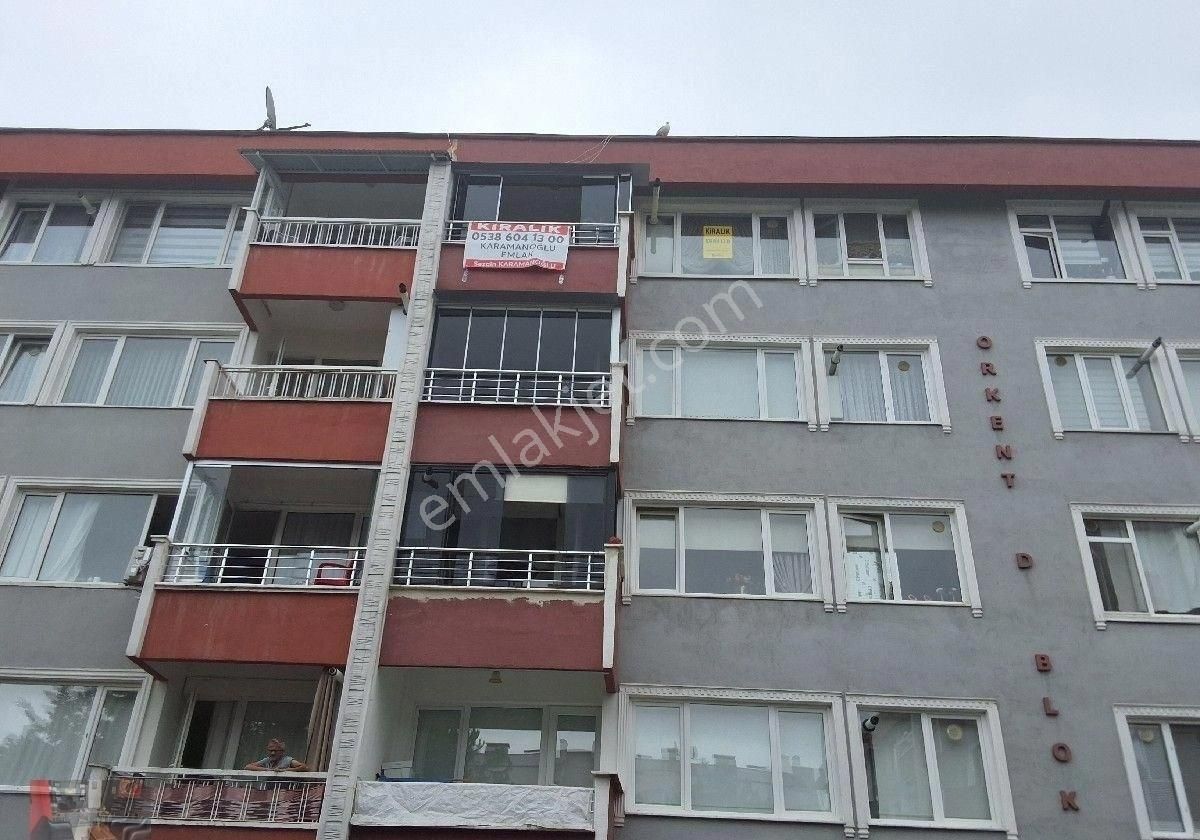 Karamanoğlu Emlak'tan Geniş Ve Kullanışlı Daire