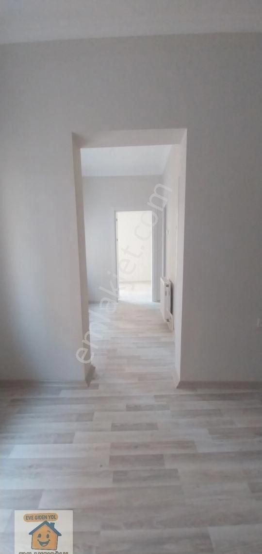 İzmir Konak Atilla Mahallesi İçi Full Yapılı 1+1 Satılık Daire