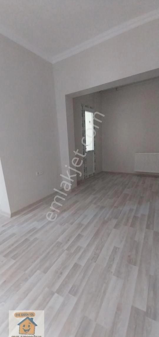 İzmir Konak Atilla Mahallesi İçi Full Yapılı 1+1 Satılık Daire - Görsel 6