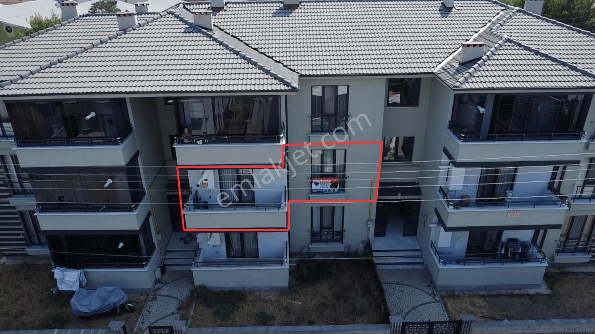 Remax Mavi Furkan Keskin'den Geyve'de Satılık Fırsat 2+1 Daire