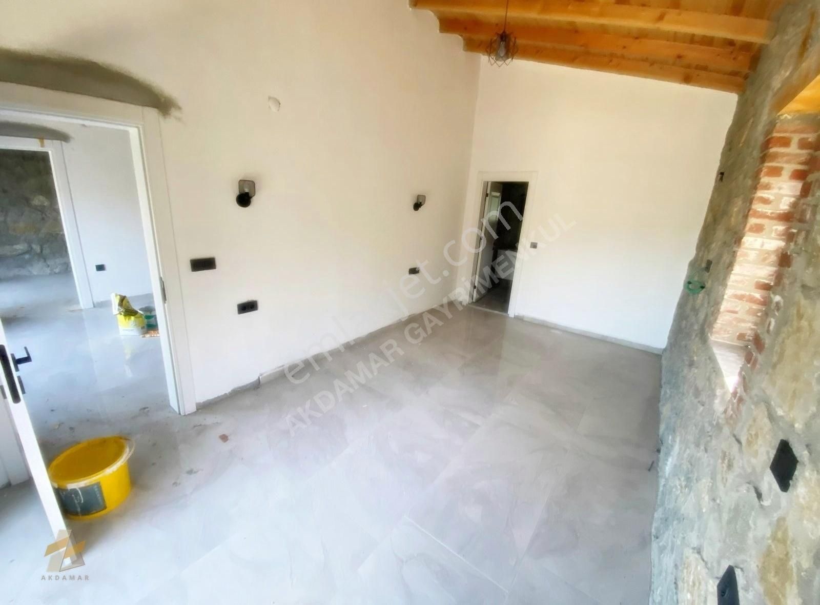 Esenköy'de 2 Ayrı İskanlı 2 Villa Tek Villa Fiyatına - Görsel 4