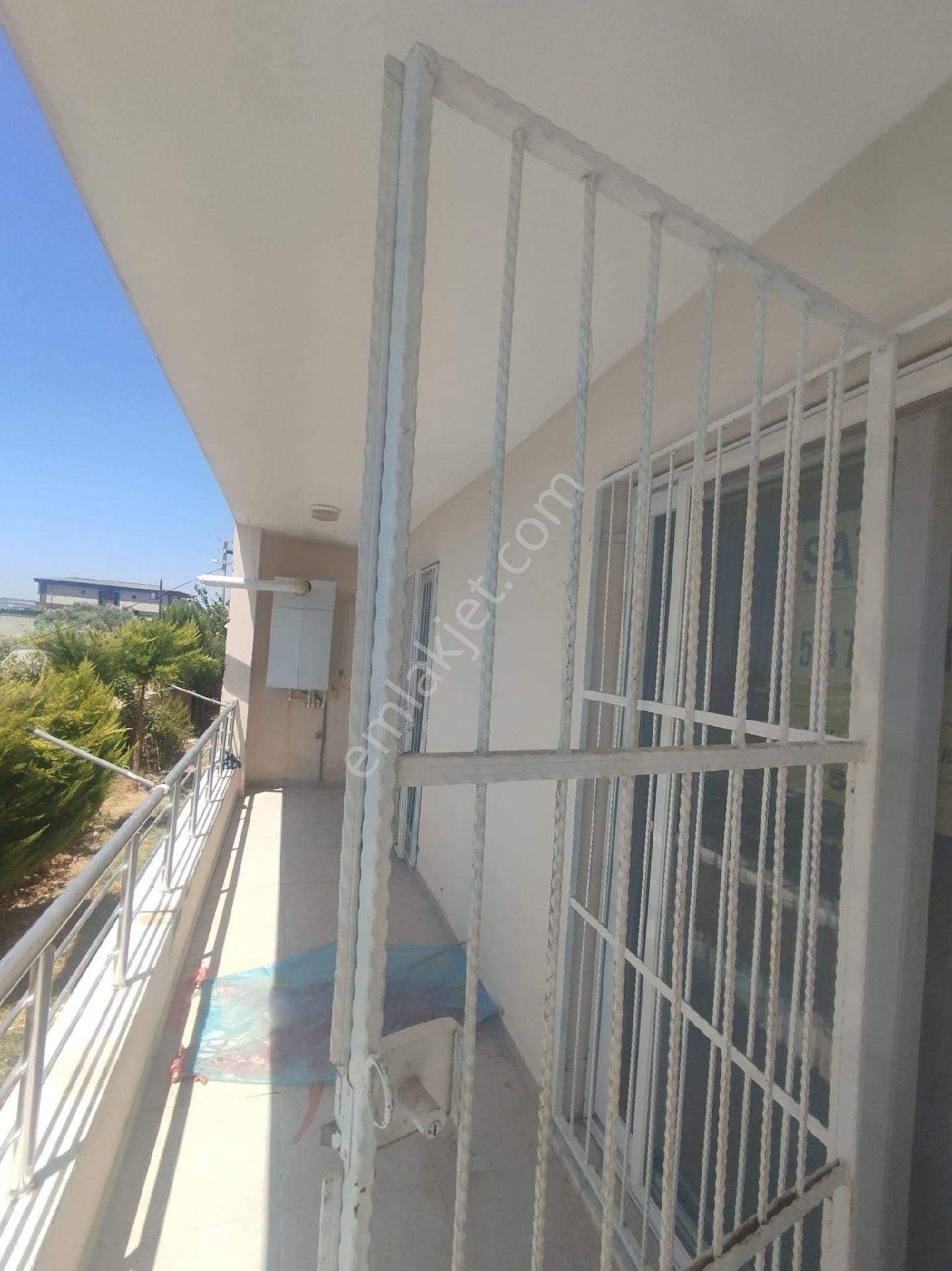 Site İcinde Onu Acik 135 M2 3+1 Daire