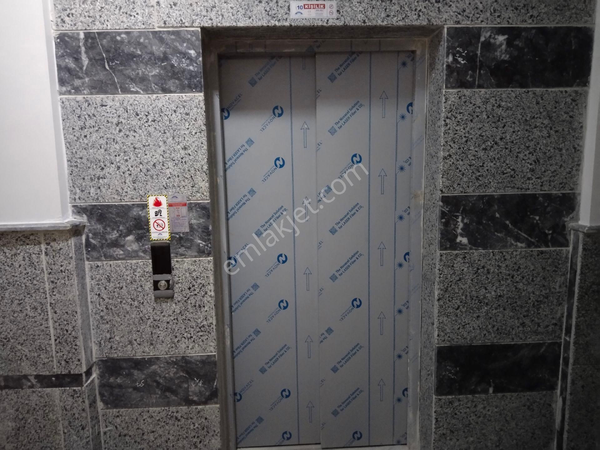 Sıfır Ultra Lüks Doğalgazlı Asansörlü Elektrikli Panjurlu 3+1 Geniş Daire Satılık - Görsel 6