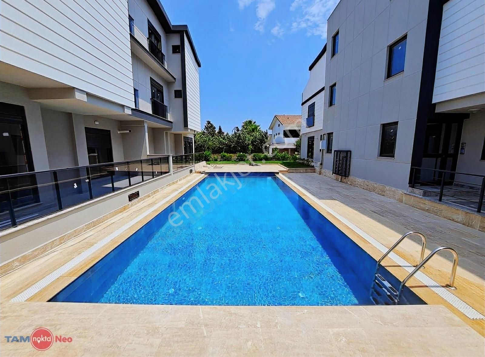 Güzeloba Martılı Bölgesinde 2+1 Dubleks, İskânlı, Havuzlu, Sıfır