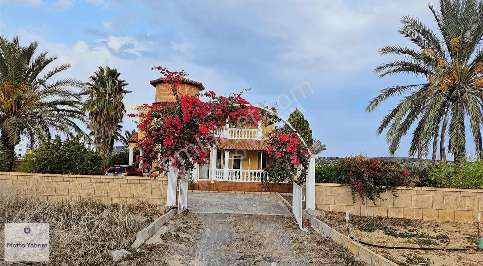 Kıbrıs İskele Müstakil Satılık 3+1 Villa