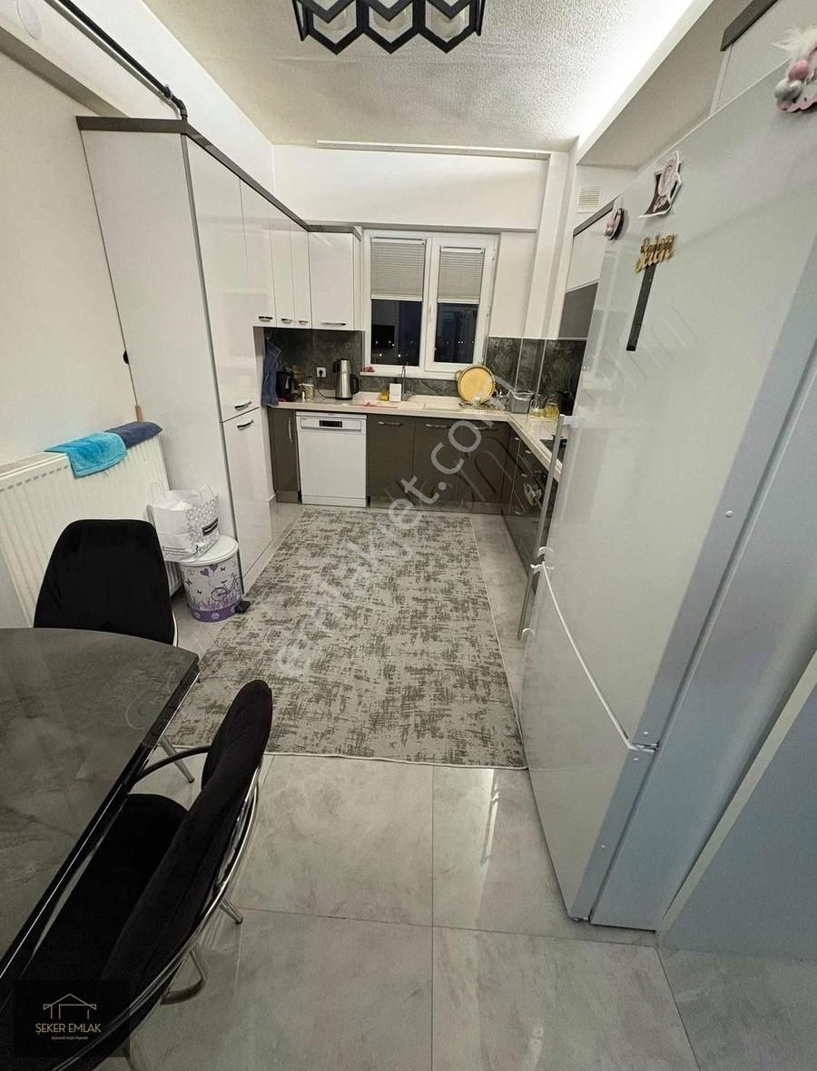 Altınoluk Mah 'de 165m2 3+1 Full Yapılı Satılık Daire
