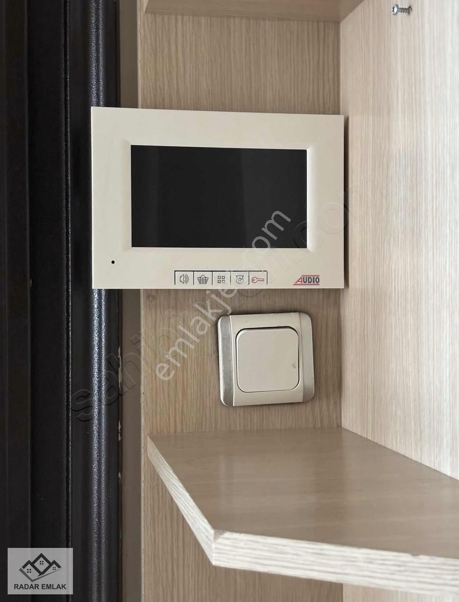 Güzelyalıda 3+1 140m2 Arakat Genç Bina Full Tadilatlı Kiralık