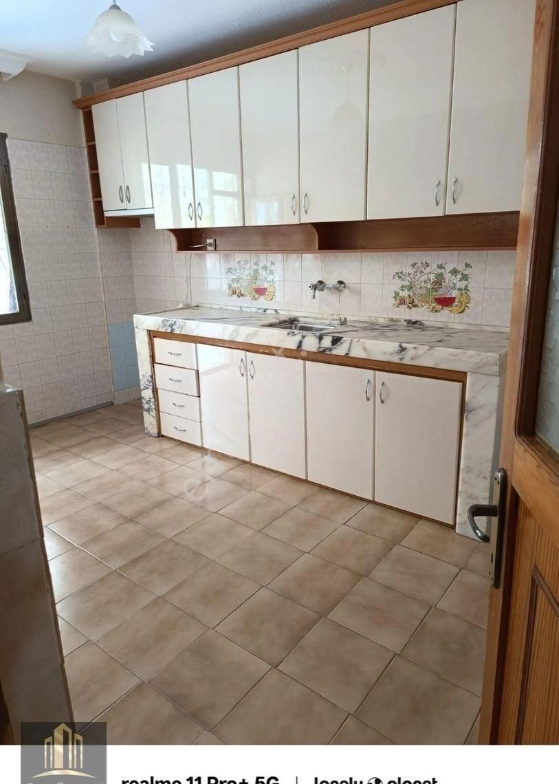 Buca Şirinkapı'da Kiralık 3+1 Daire
