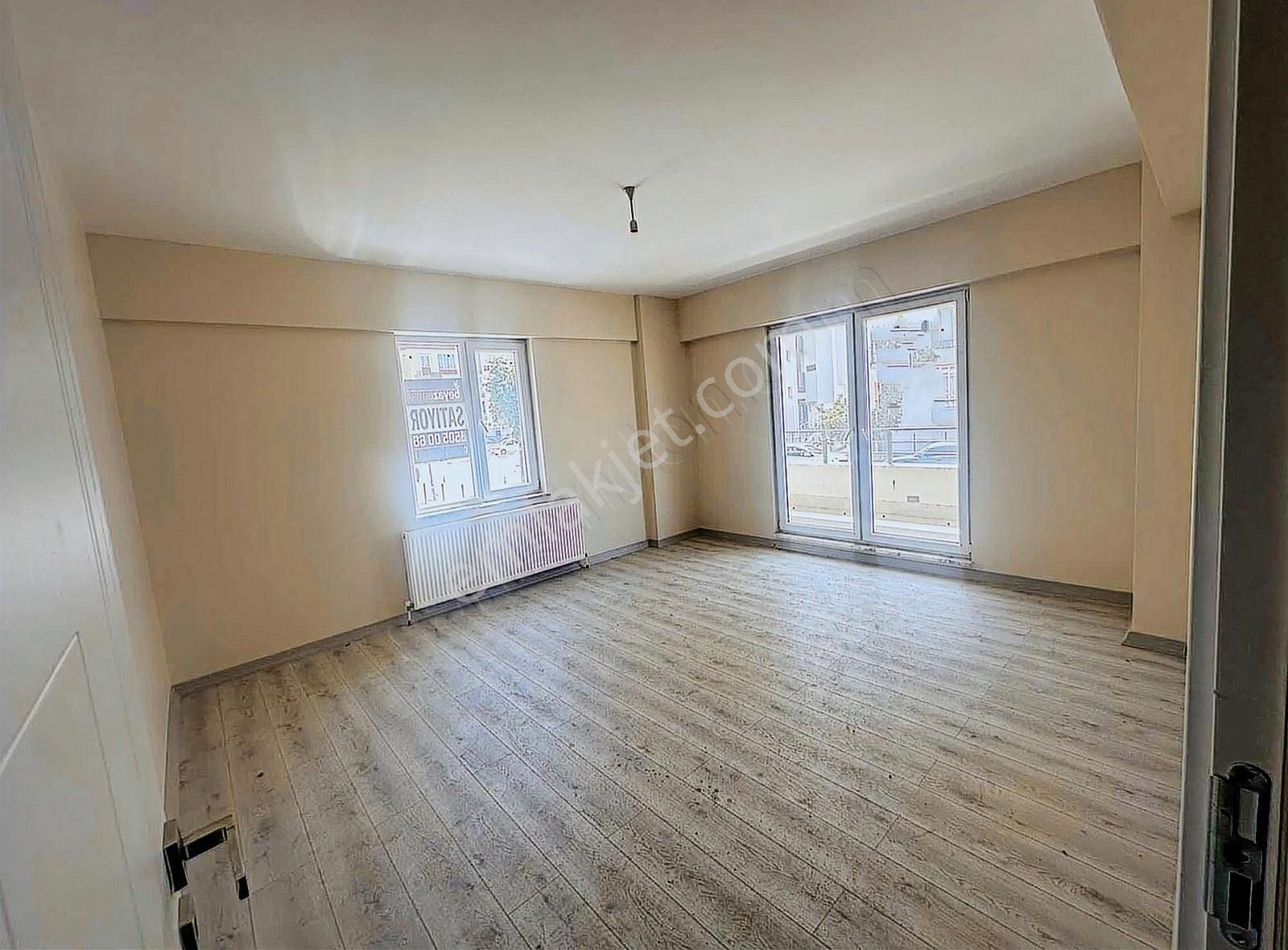 Satılık 3+1 Daire Osmancık Caddesi Civarında