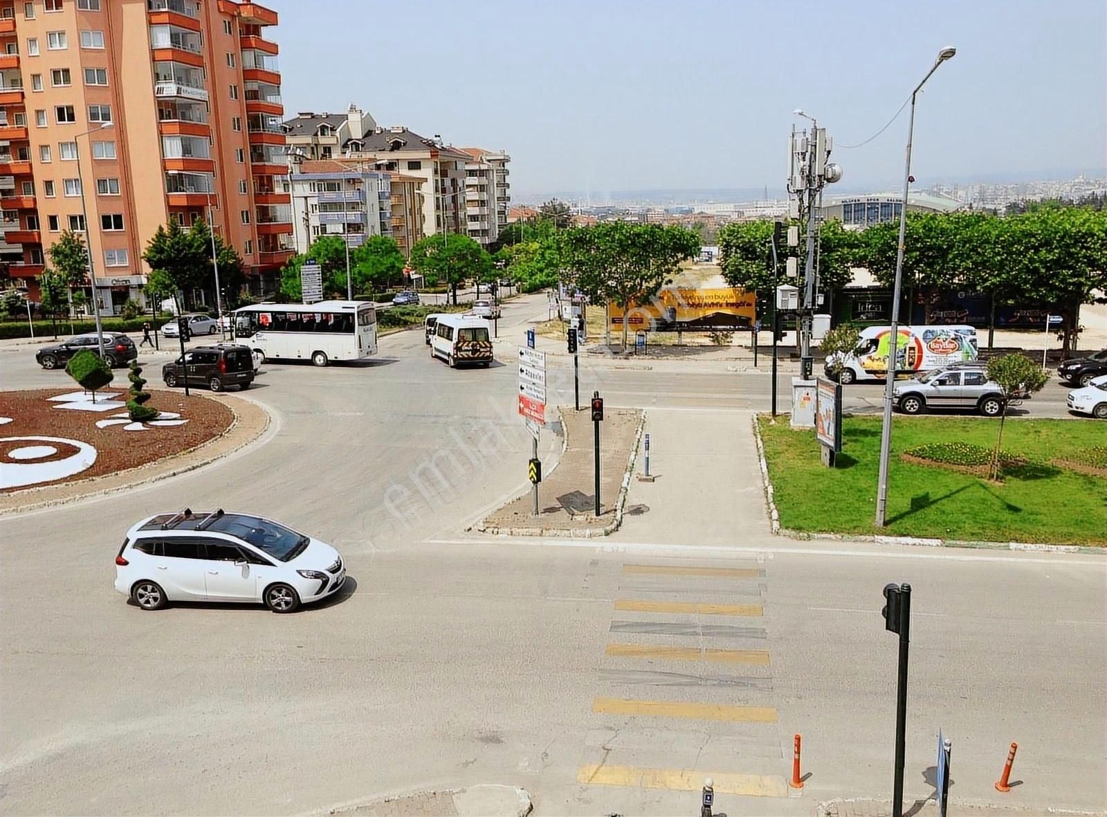 Fsm Bulvarına Cephe 3+1 Ofis