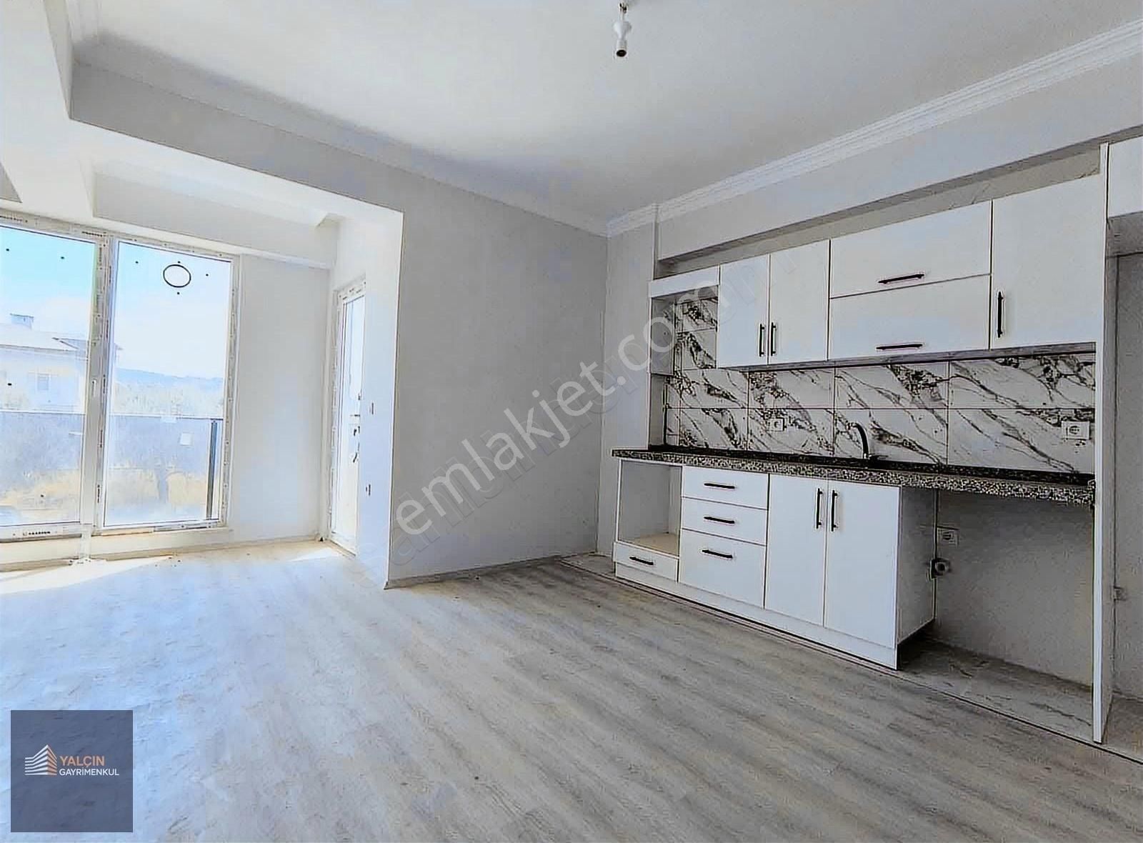 ꔪsadece Yalçın'dan ▀▄ Kadıköyde Öncephe Arakat Sıfır 1+1 Daire - Görsel 28