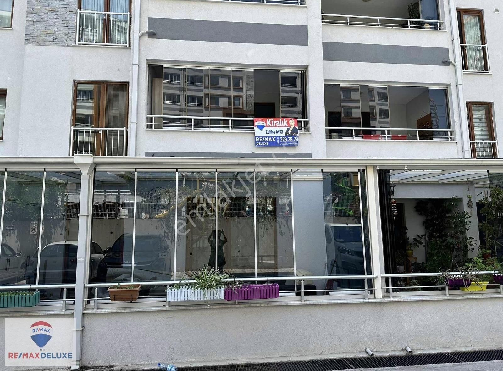 Derince Yelkent Safir Konaklarında Komple Eşyalı 2+1 Daire