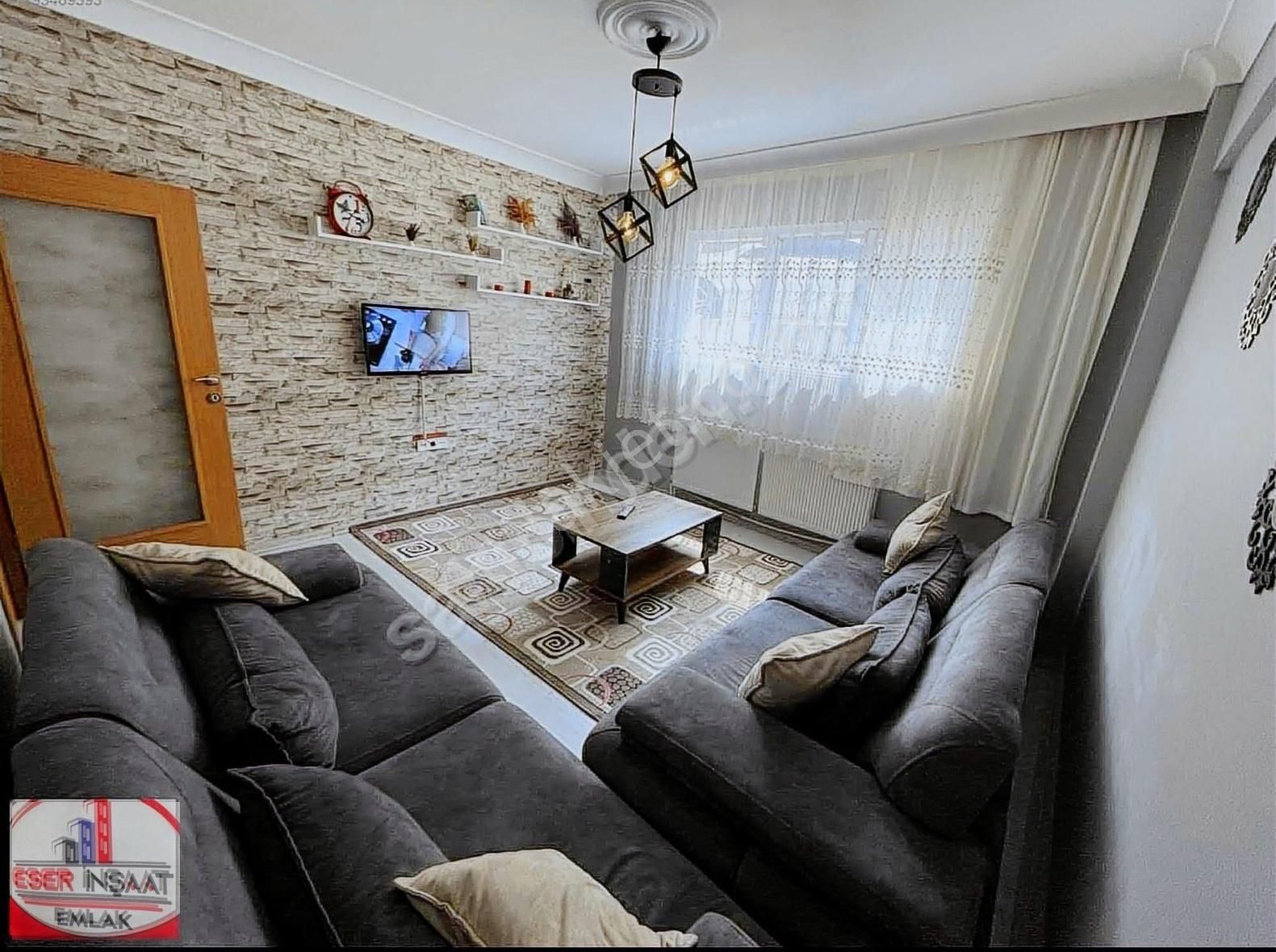 Eser Emlaktan Kiralık2+1 90m2 Merkezi Konumda Full Eşyalı Daire